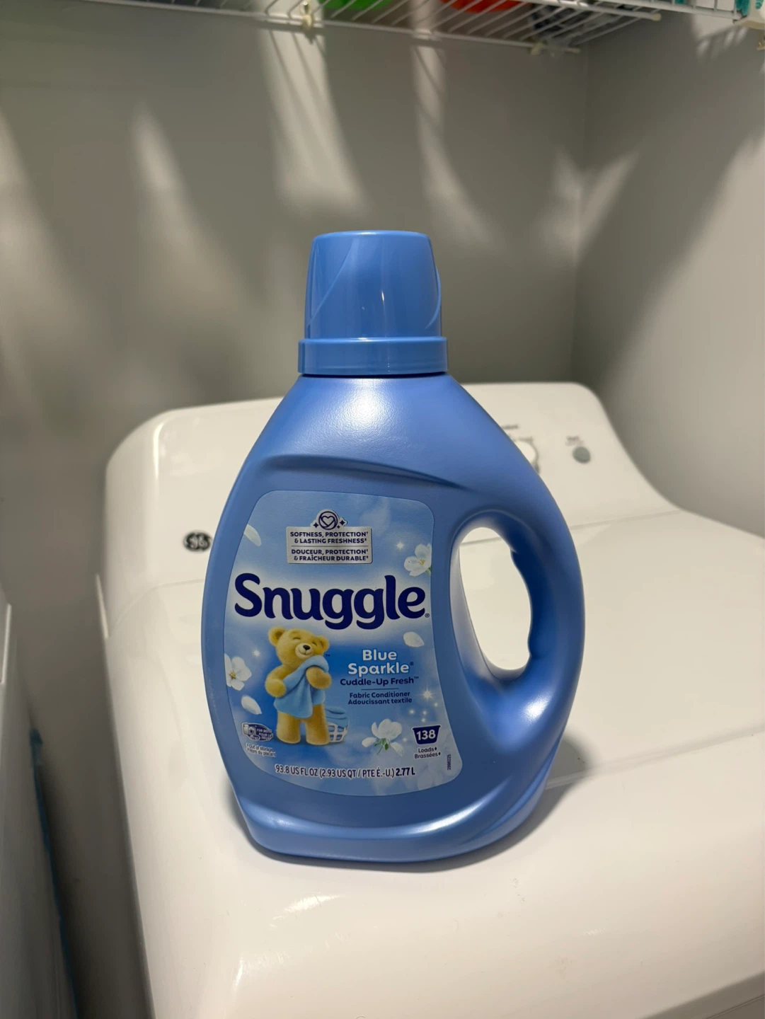 Snuggle Blue Sparkle Fabric Conditioner