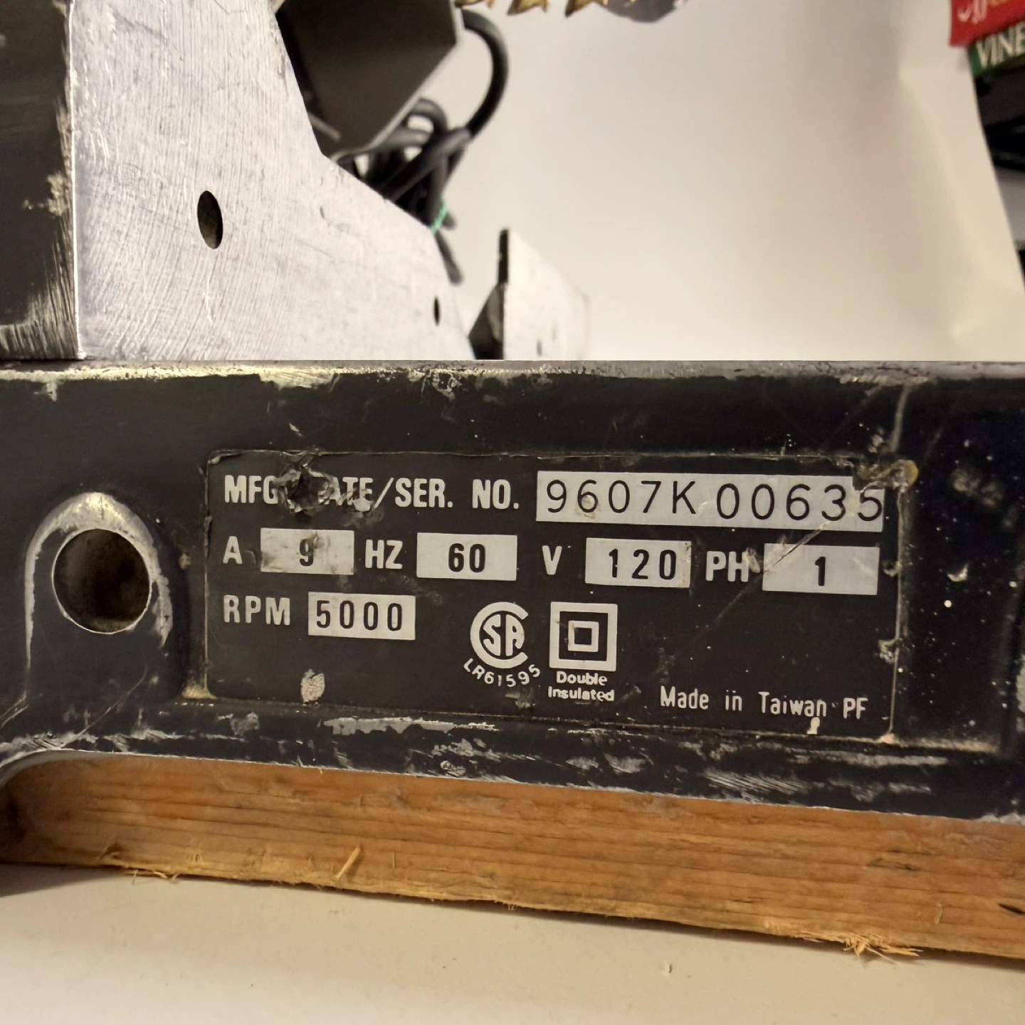 Toolmaster 8-1/4” Compound Miter Saw 120V 5000 RPM - photo 2