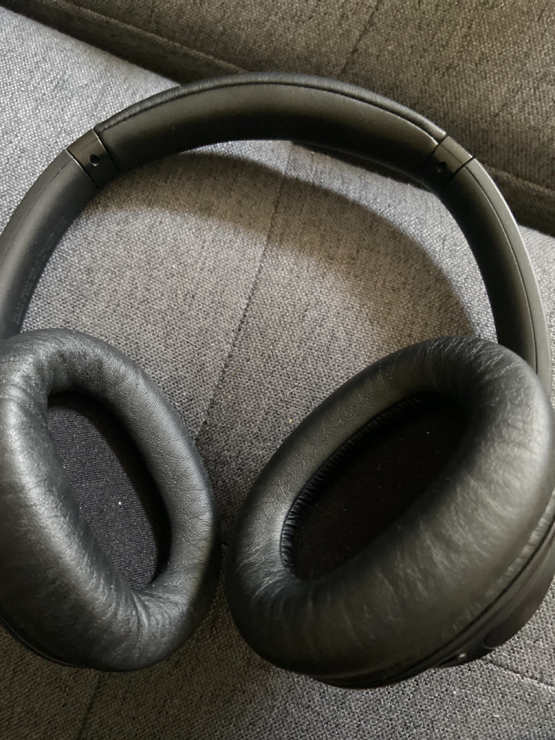 Sony Headphones - photo 2
