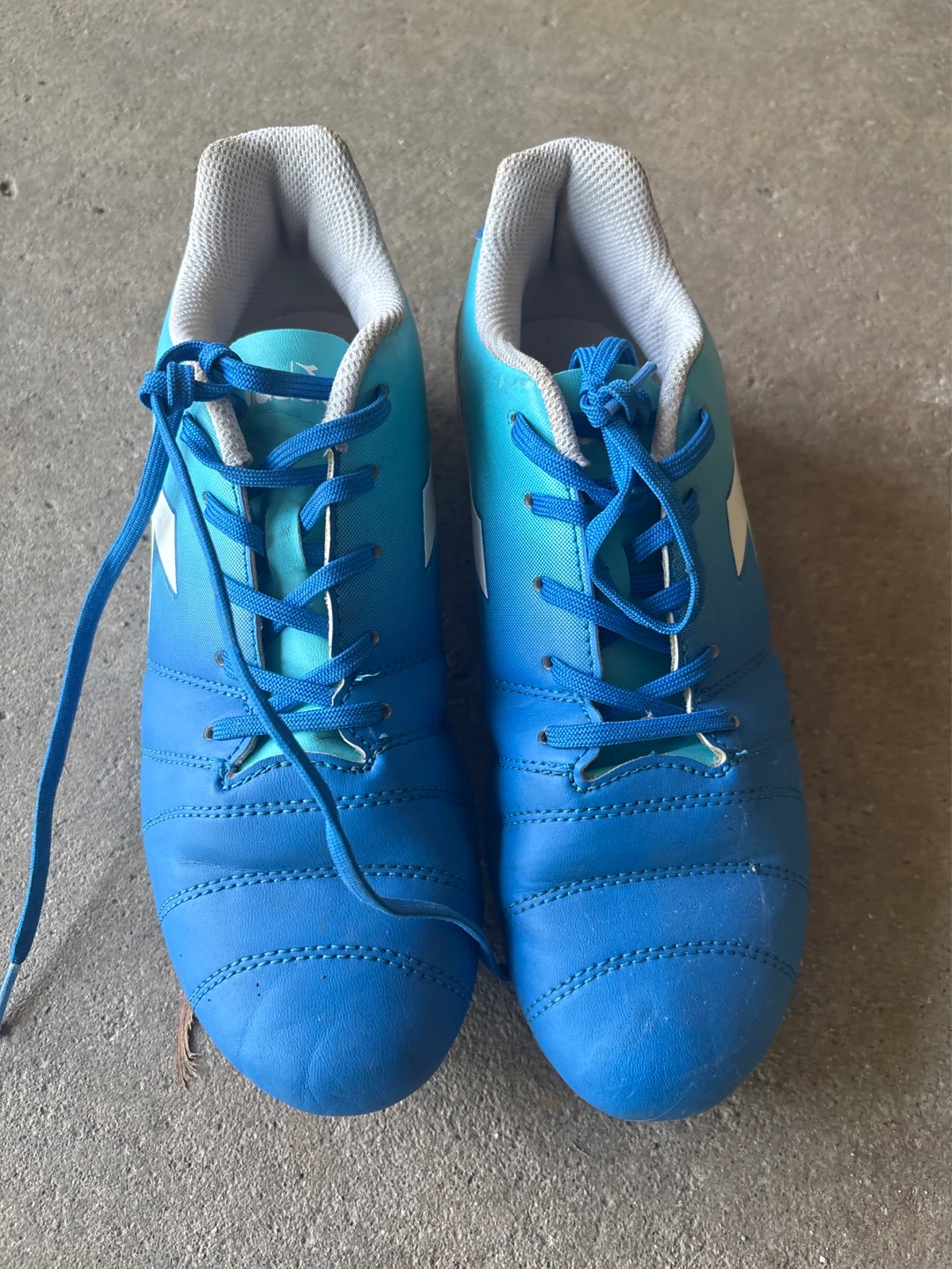 Diadora Blue Soccer Cleats size US 6.5