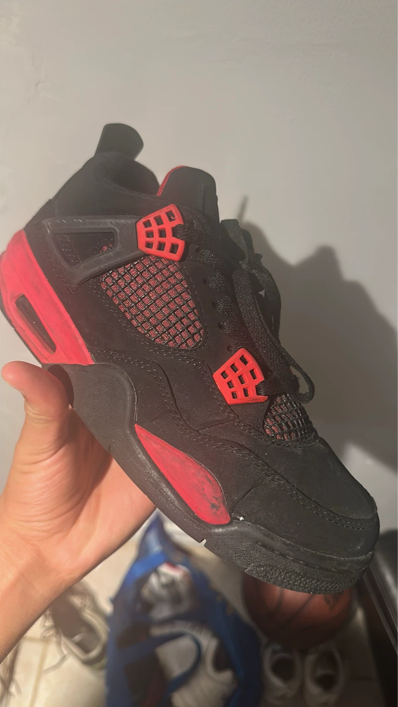 Jordan 4 "Bred"