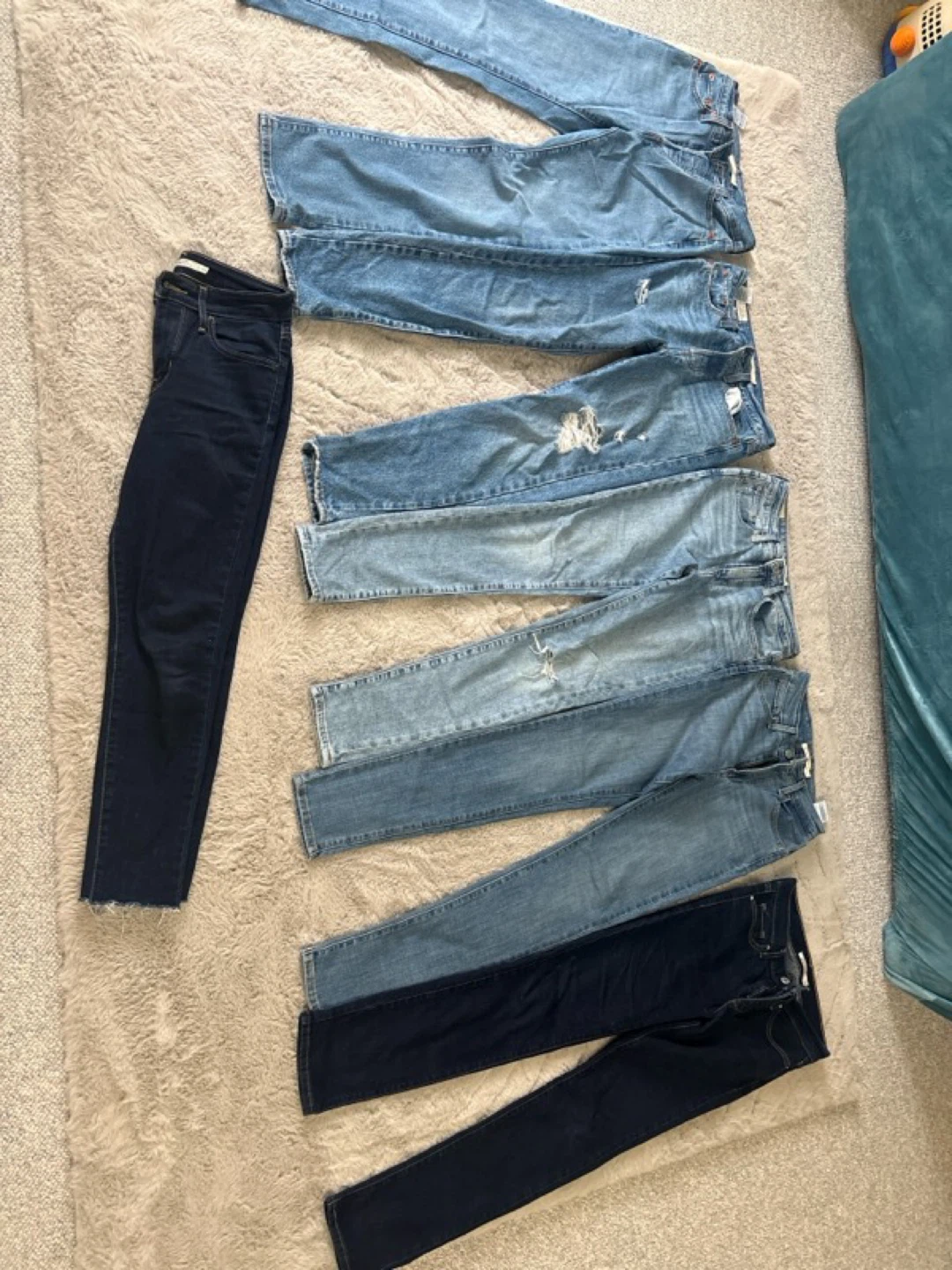 Bundle of Levi’s jeans 6 pairs of women's jeans - photo 2