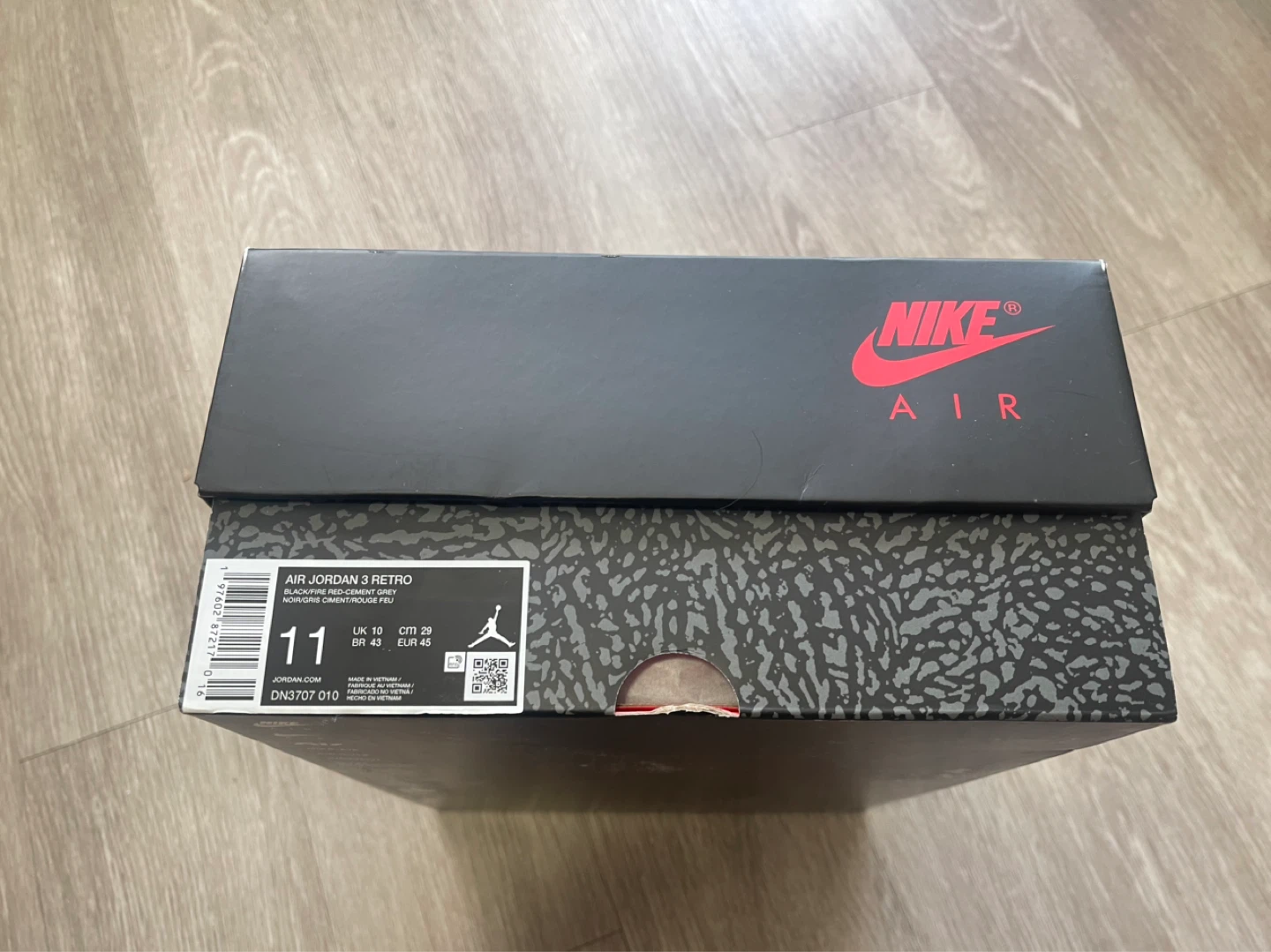 Nike Air Jordan 3 Retro "Cool Grey" Size 11 - photo 2