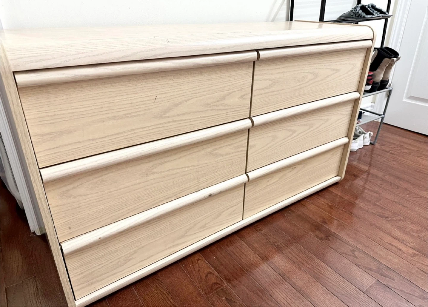 Light Wood Dresser with 6 Drawers - photo 3