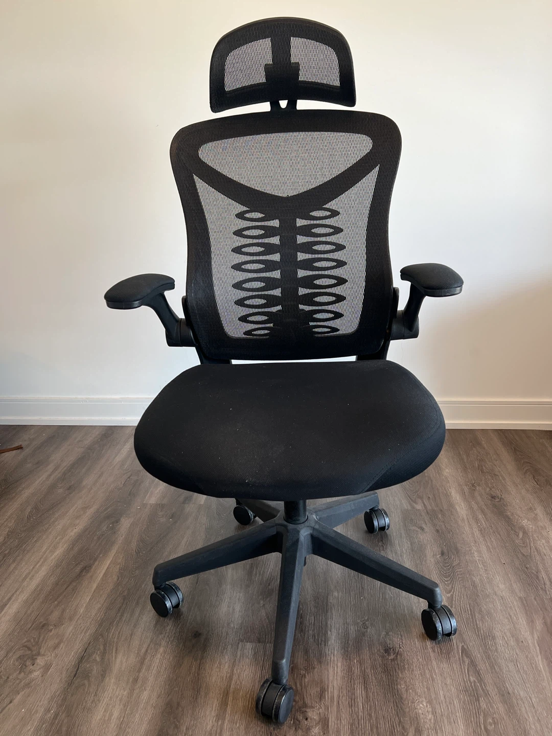 Black Mesh Office Chair with Headrest - photo 2