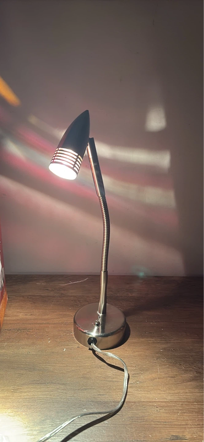 New Portfolio Halogen Flex Arm Lamp - photo 4