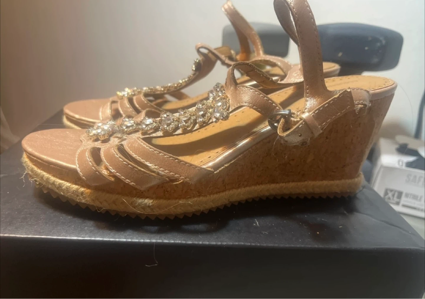 Adrienne Vittadini Rose Gold  - Size 8 1/2 - photo 2