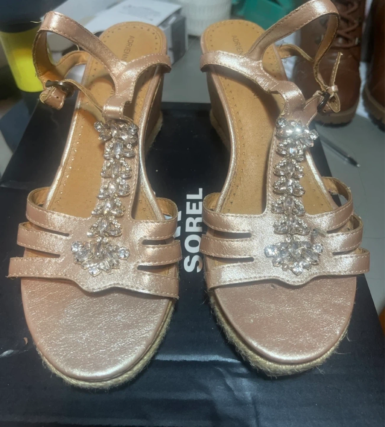Adrienne Vittadini Rose Gold  - Size 8 1/2 - photo 3