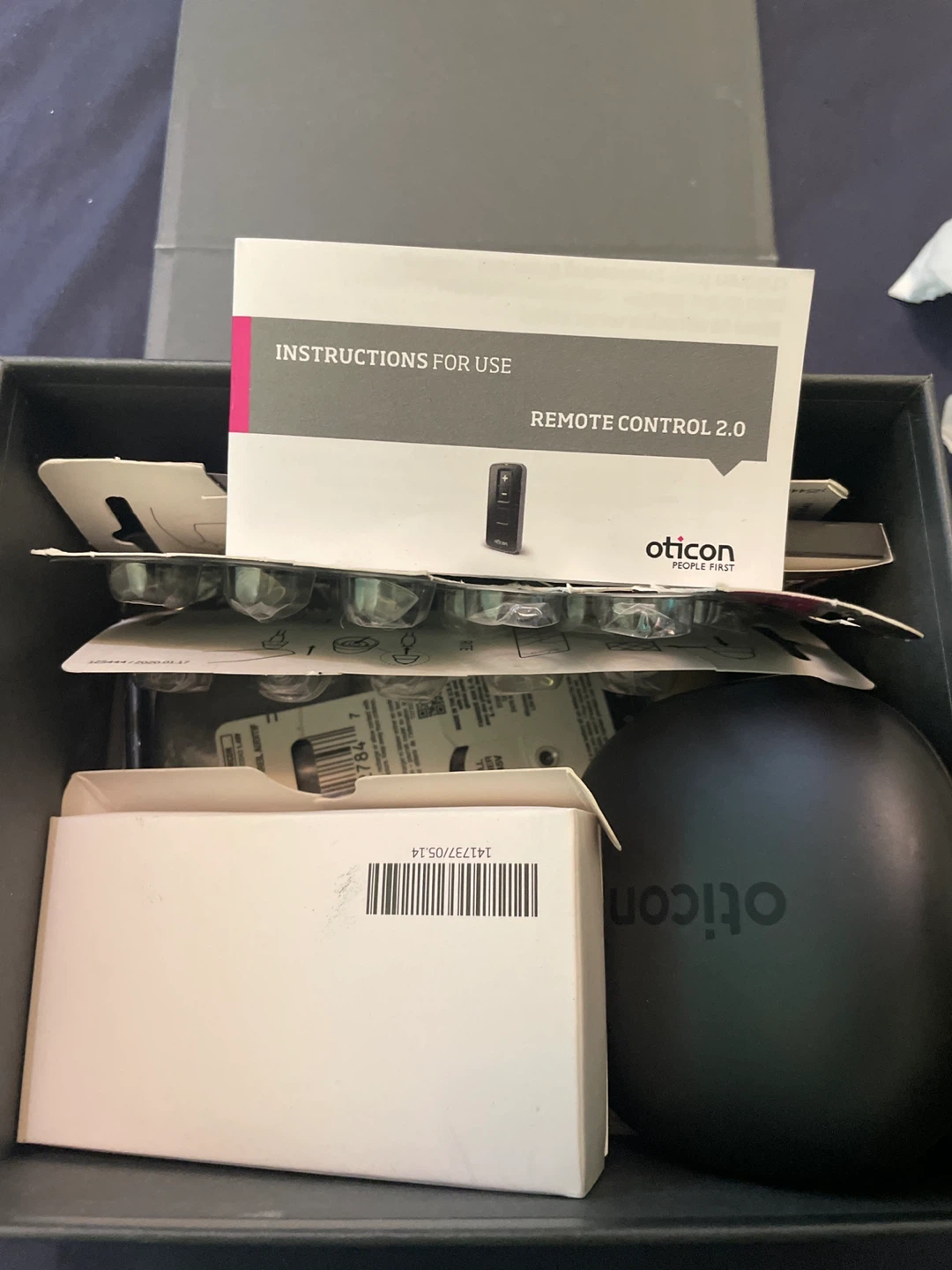 Oticon Hearing Aid with Remote Control - photo 4