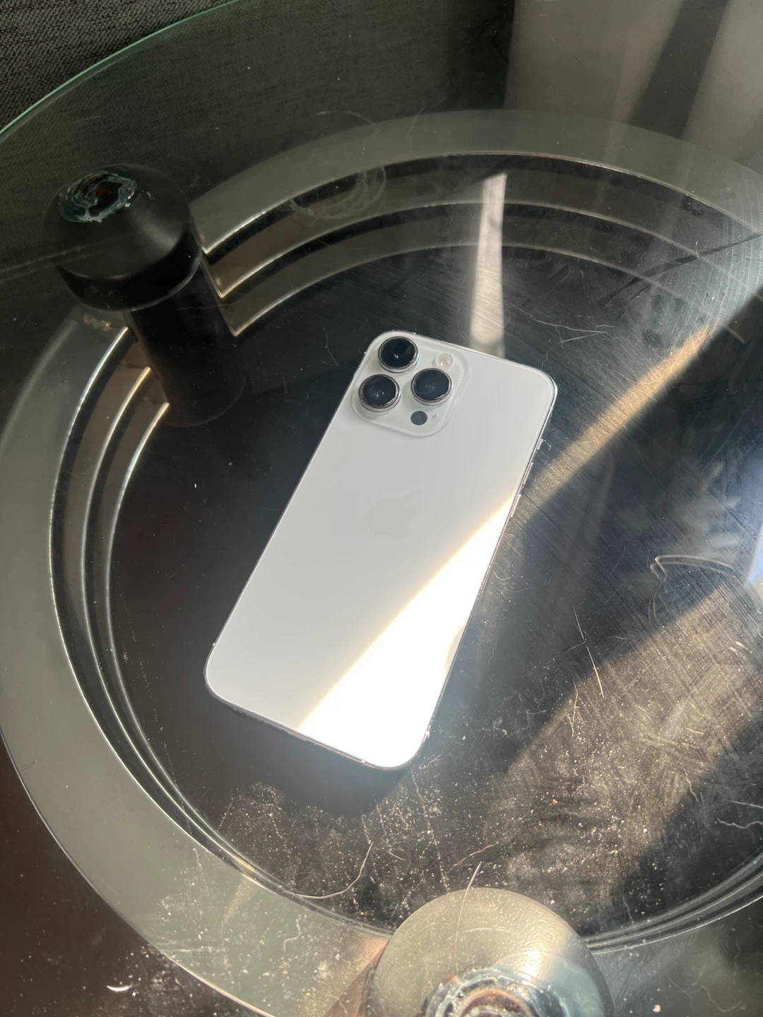 Apple iPhone 13 Pro Max - photo 2