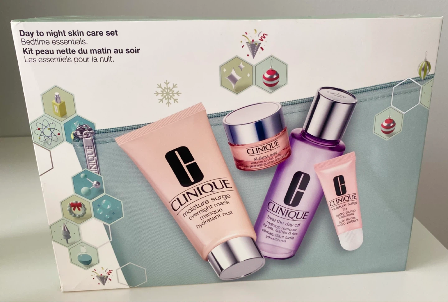 Clinique Day to Night Skin Care Set