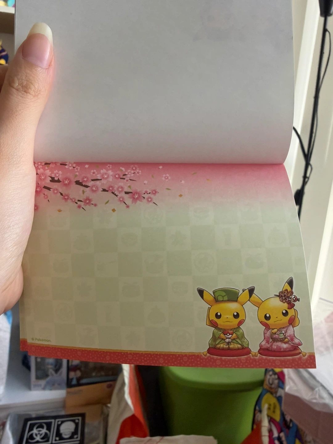 SUPER RARE kyoto exclusive pikachu memo pad from japan - photo 3