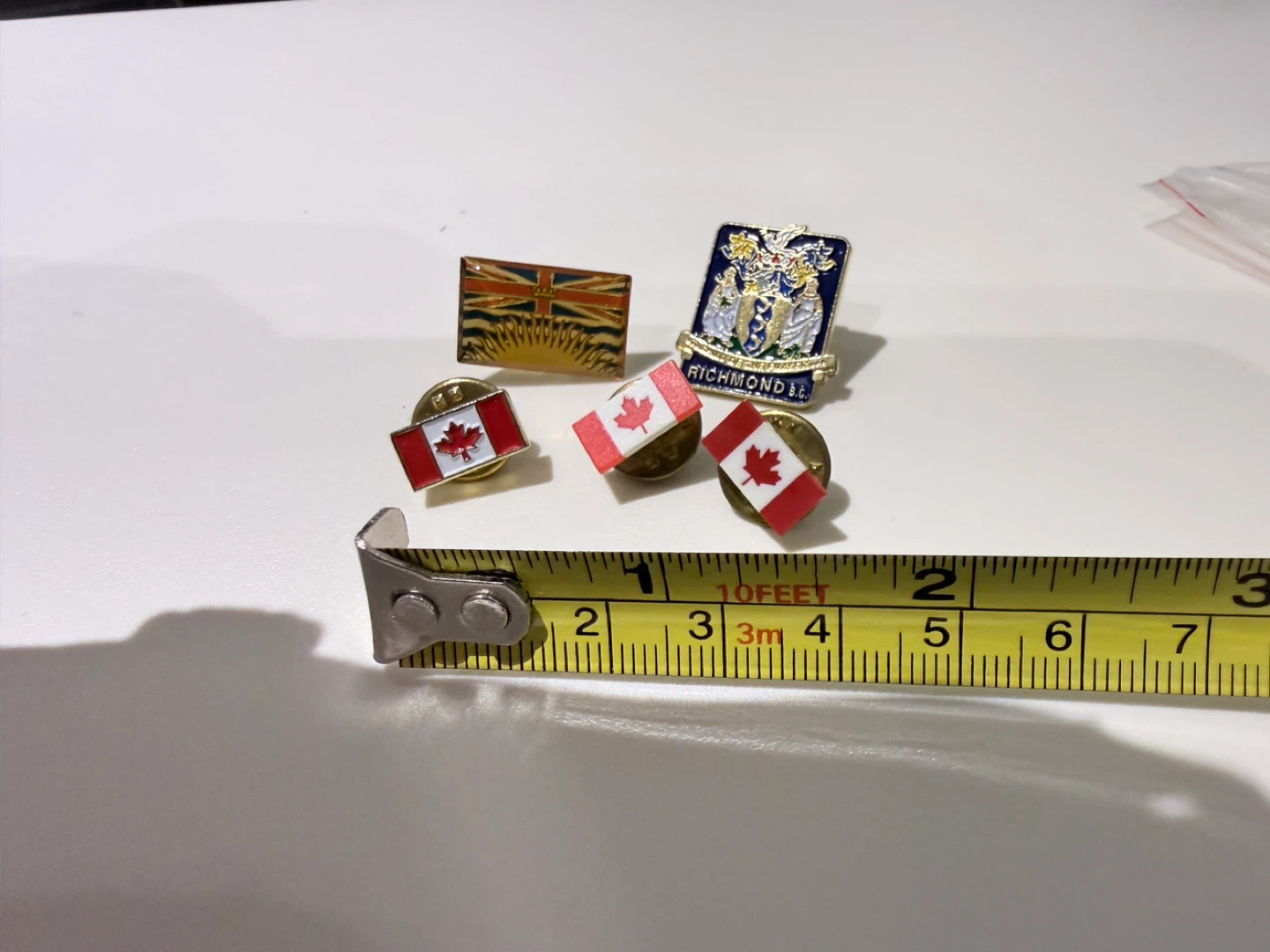 Set of 5 Canadian Flag & Richmond BC Pins - photo 2