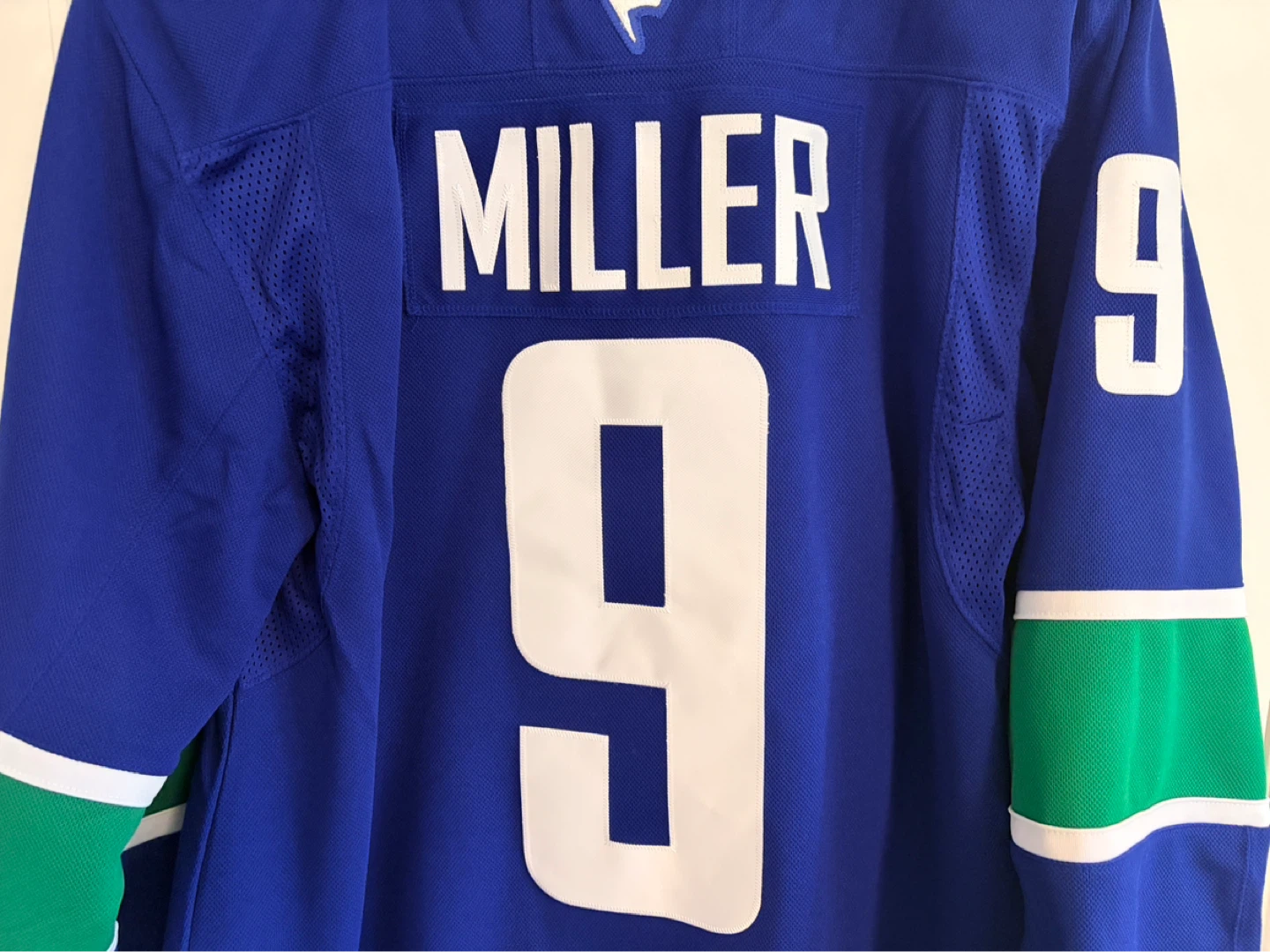 BNWT Authentic Fanatics Vancouver Canucks J.T. Miller Jersey 52 - photo 2