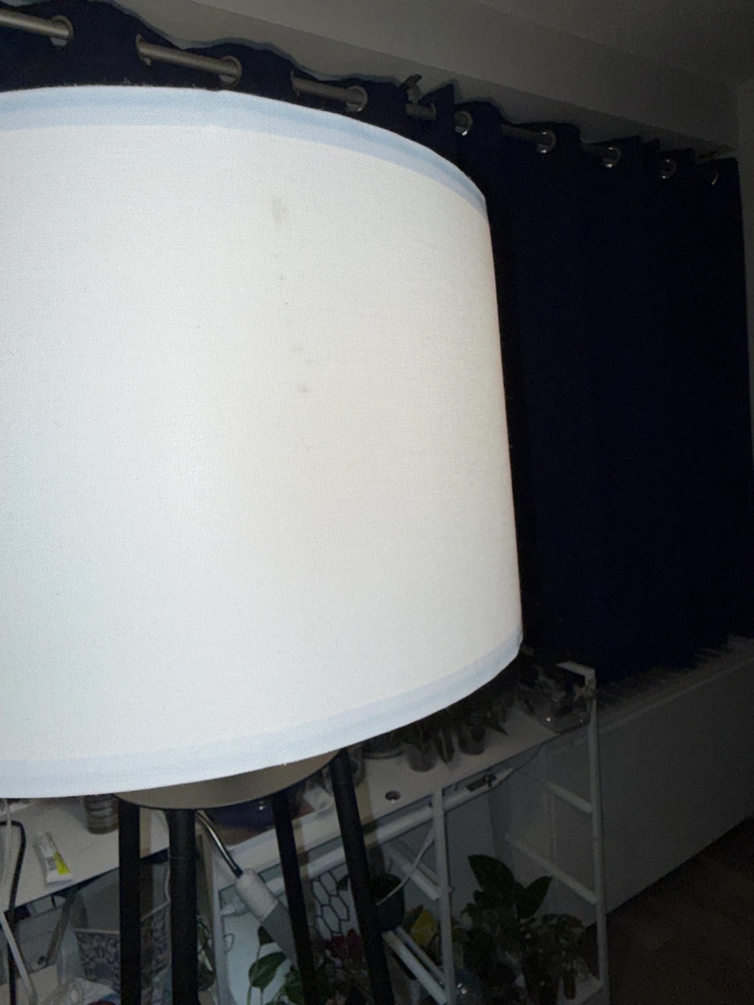 Floor Lamp with 2 Shelves - photo 3