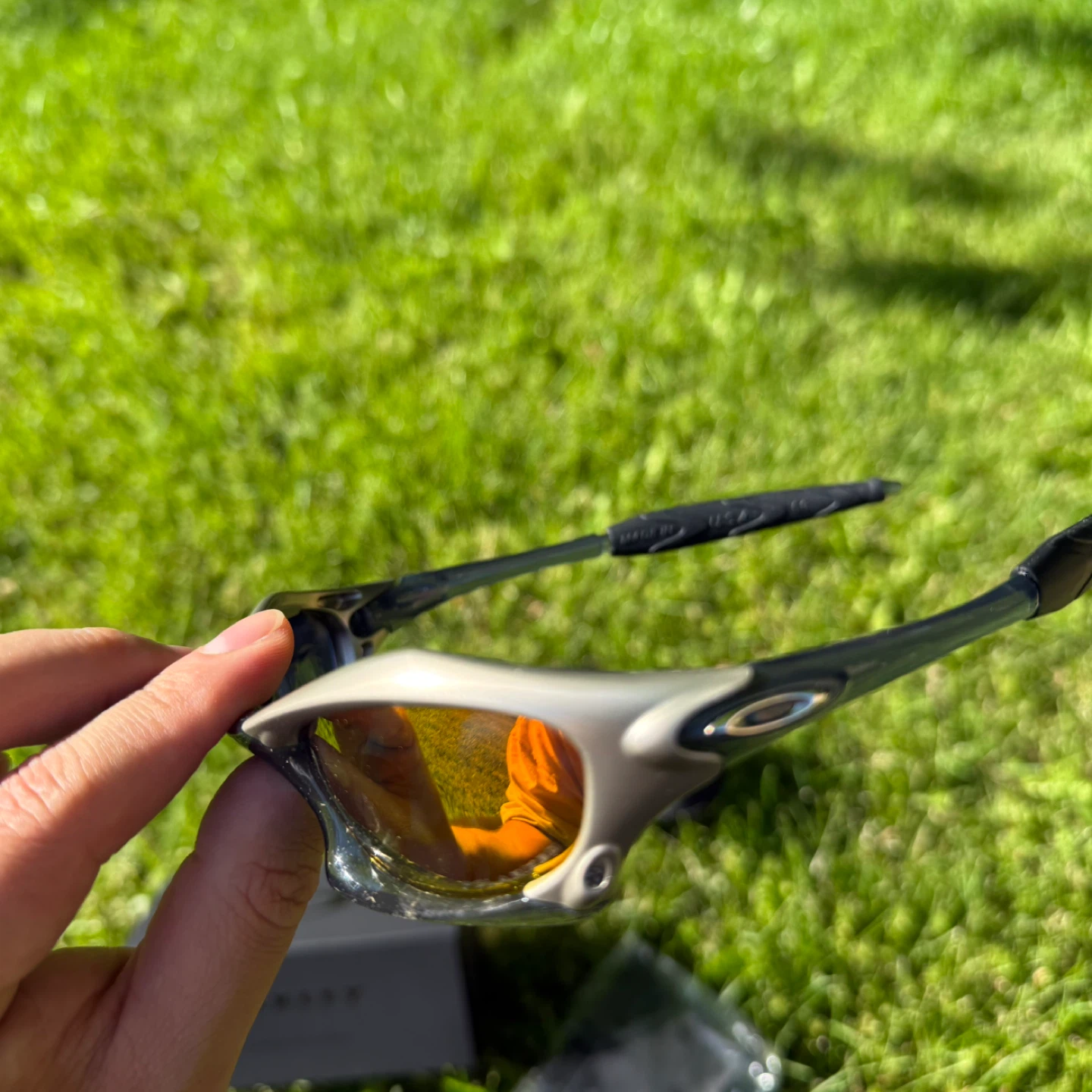 Oakley Sunglasses with Orange Lenses - photo 2