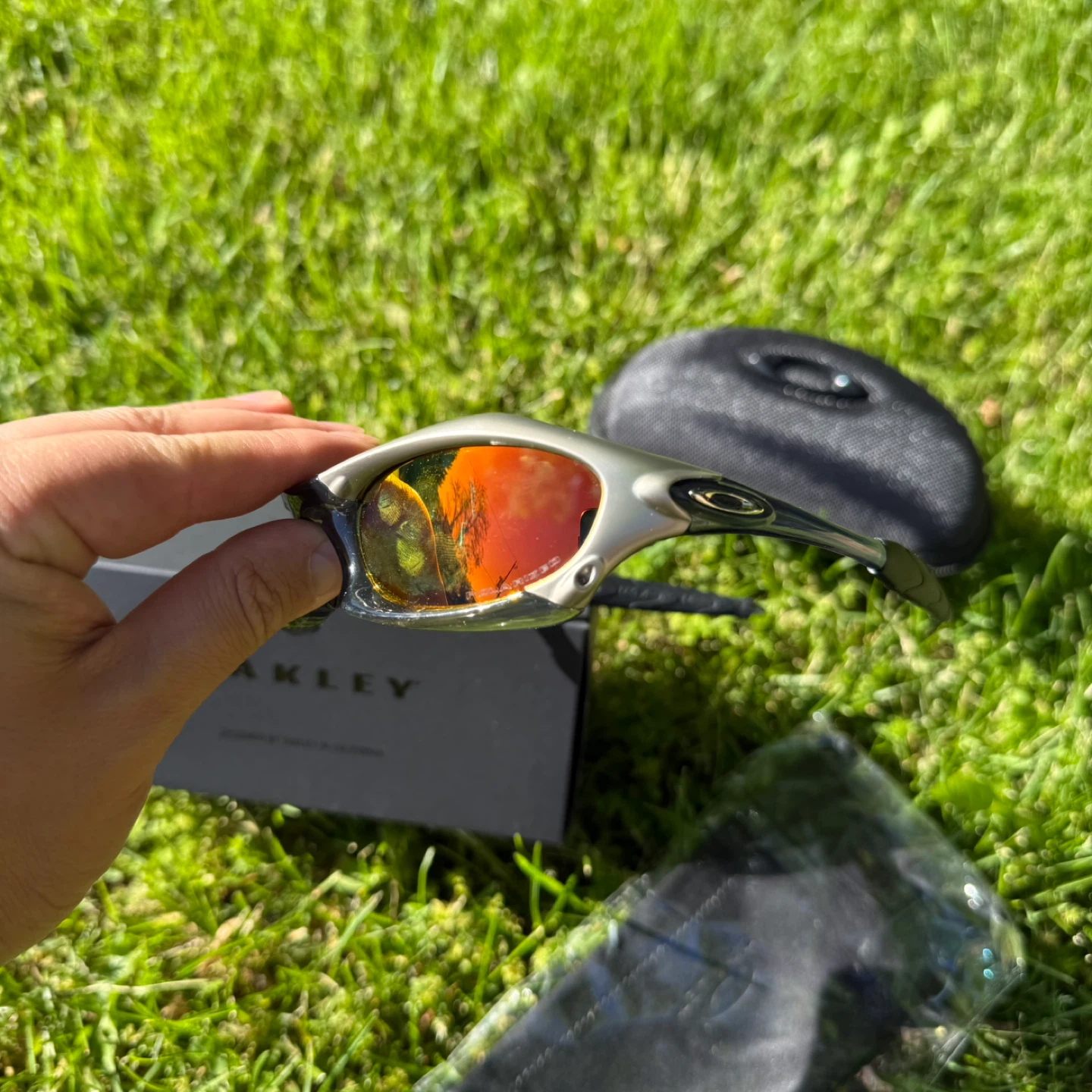 Oakley Sunglasses with Orange Lenses - photo 5