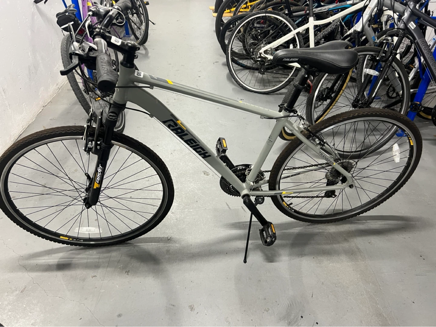 Raleigh Hybrid Bike - photo 2