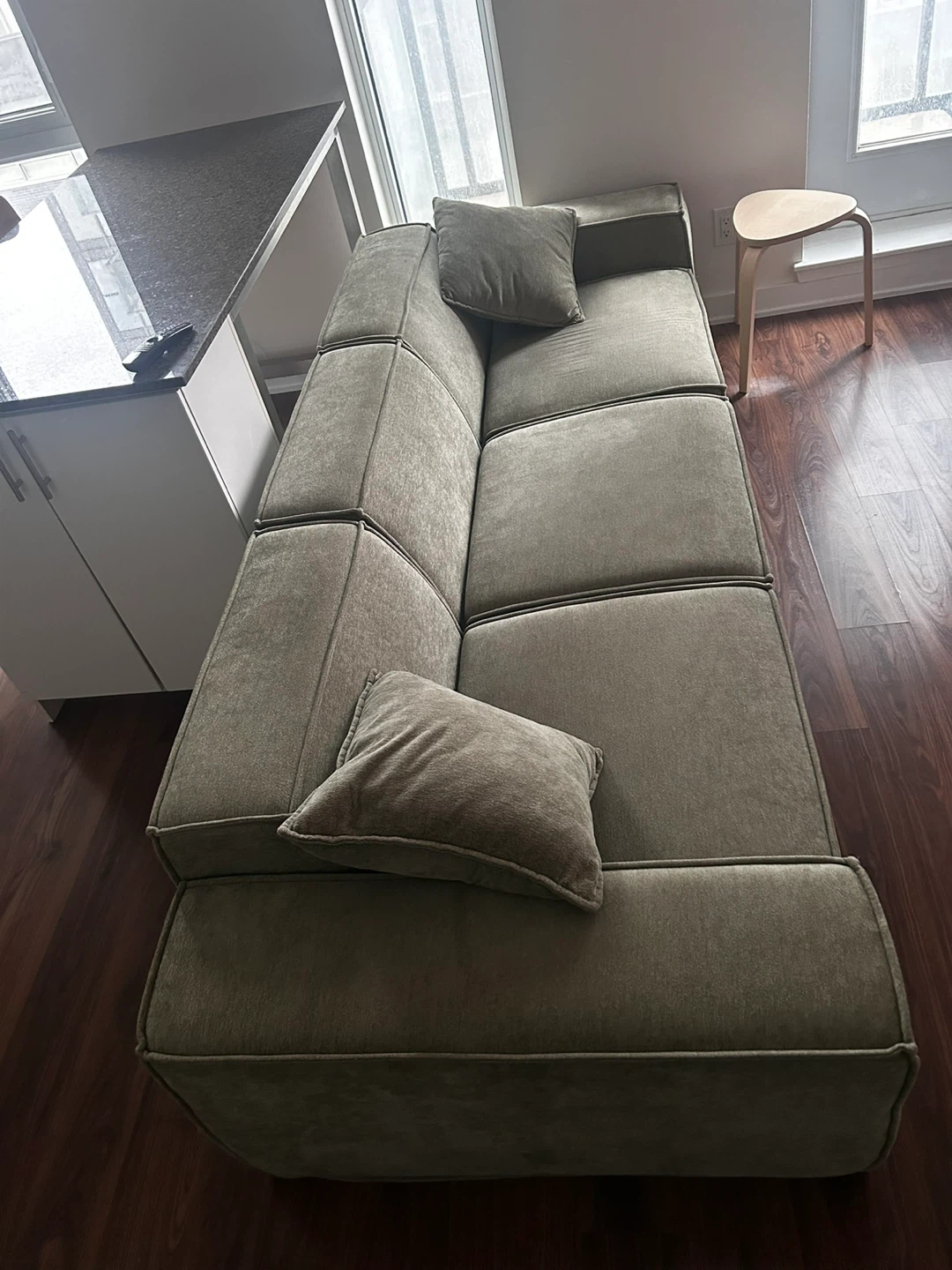 Modular Sectional Sofa with Pillows - photo 3