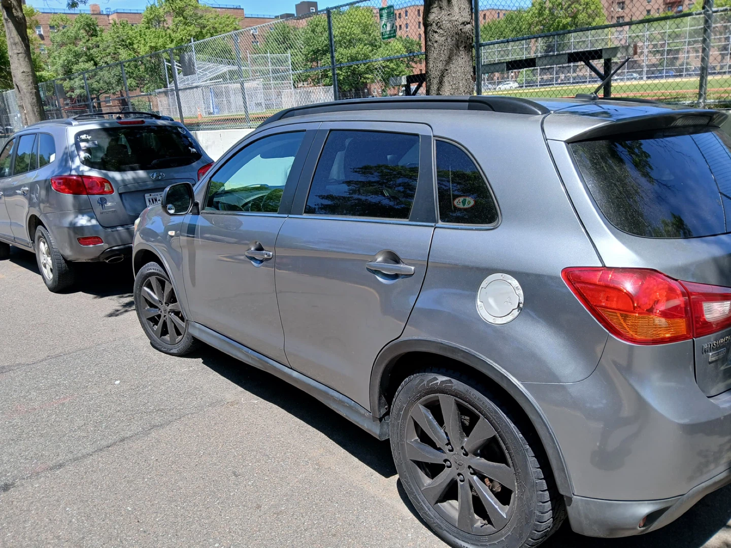 Mitsubishi Outlander Sport SUV - photo 3