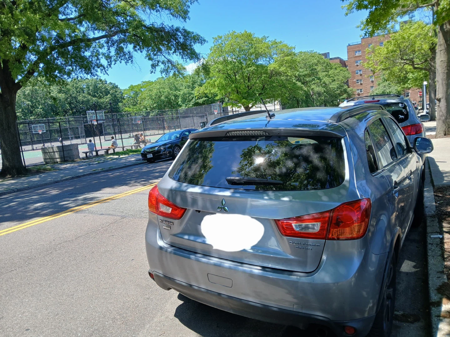 Mitsubishi Outlander Sport SUV
