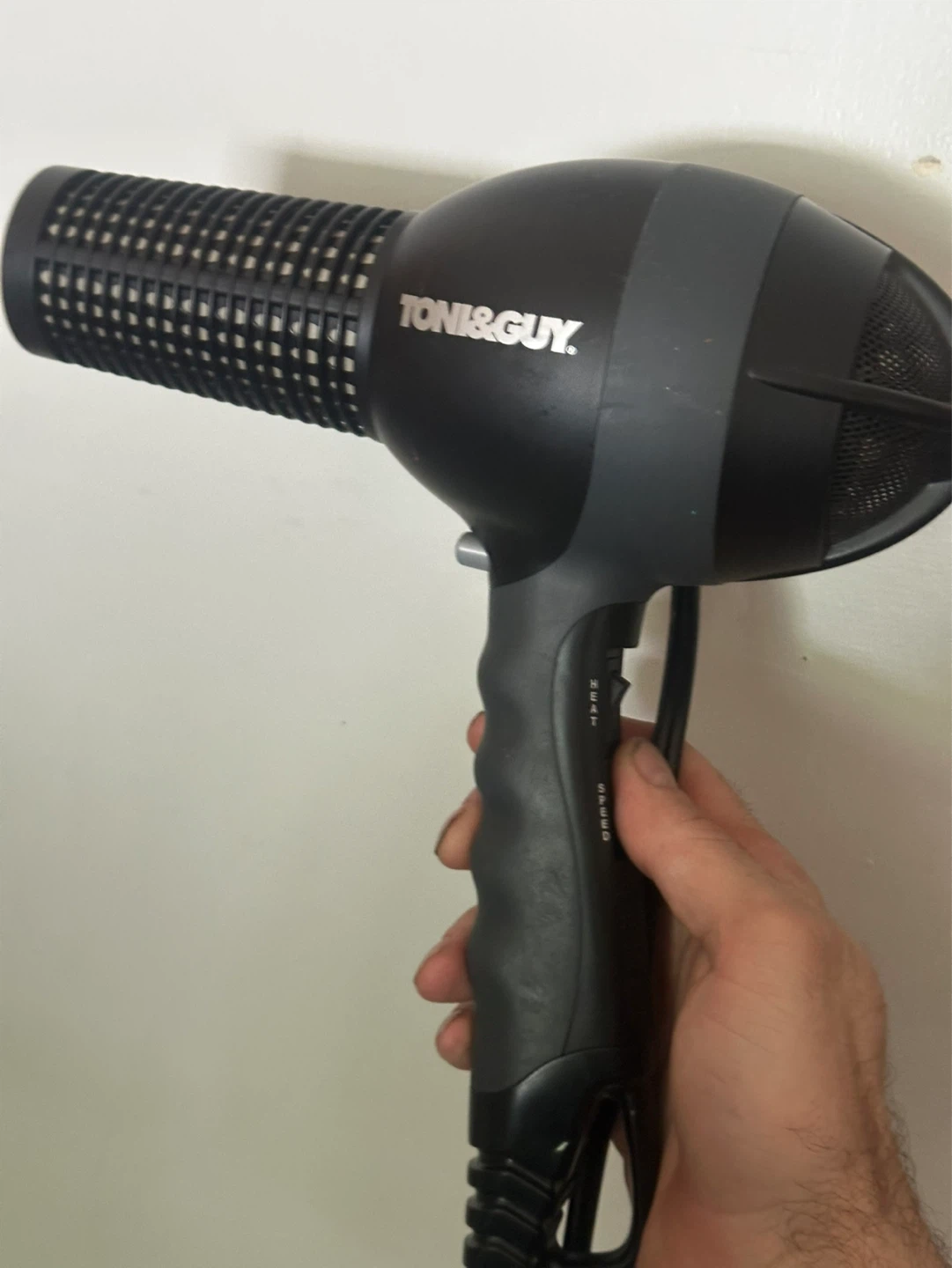 Toni & Guy 1875 Watt Sleek light Dryer - photo 2