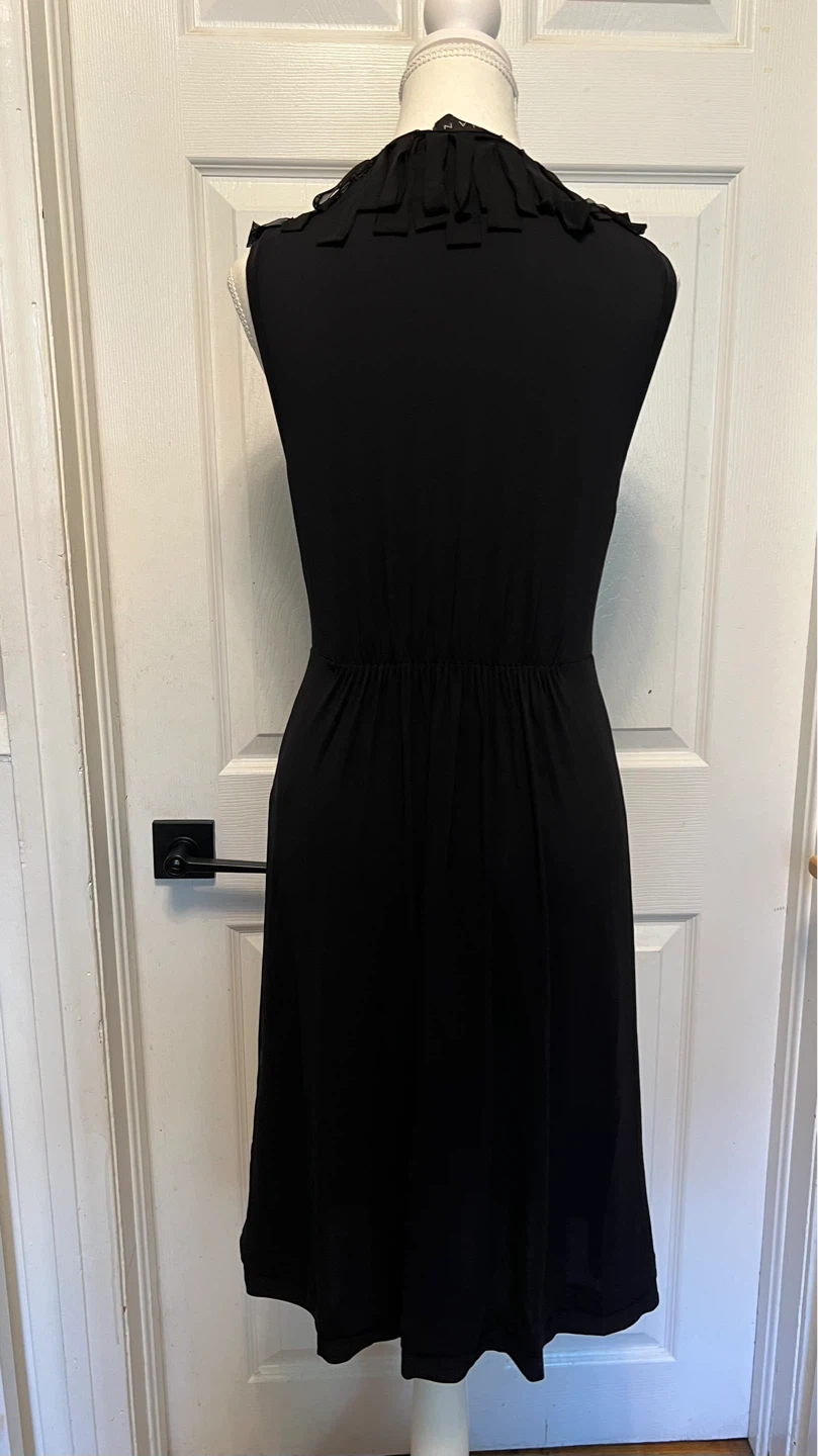 New-Black Ruffle V-Neck Dress - Size 10 - photo 3