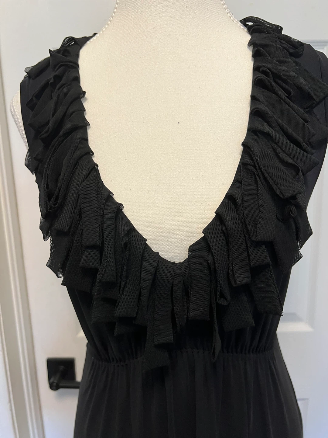 New-Black Ruffle V-Neck Dress - Size 10 - photo 2