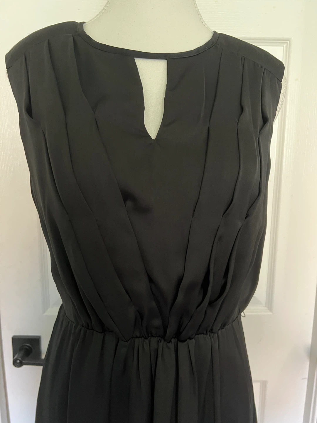 New- Black Sleeveless Keyhole Neck Dress - photo 3