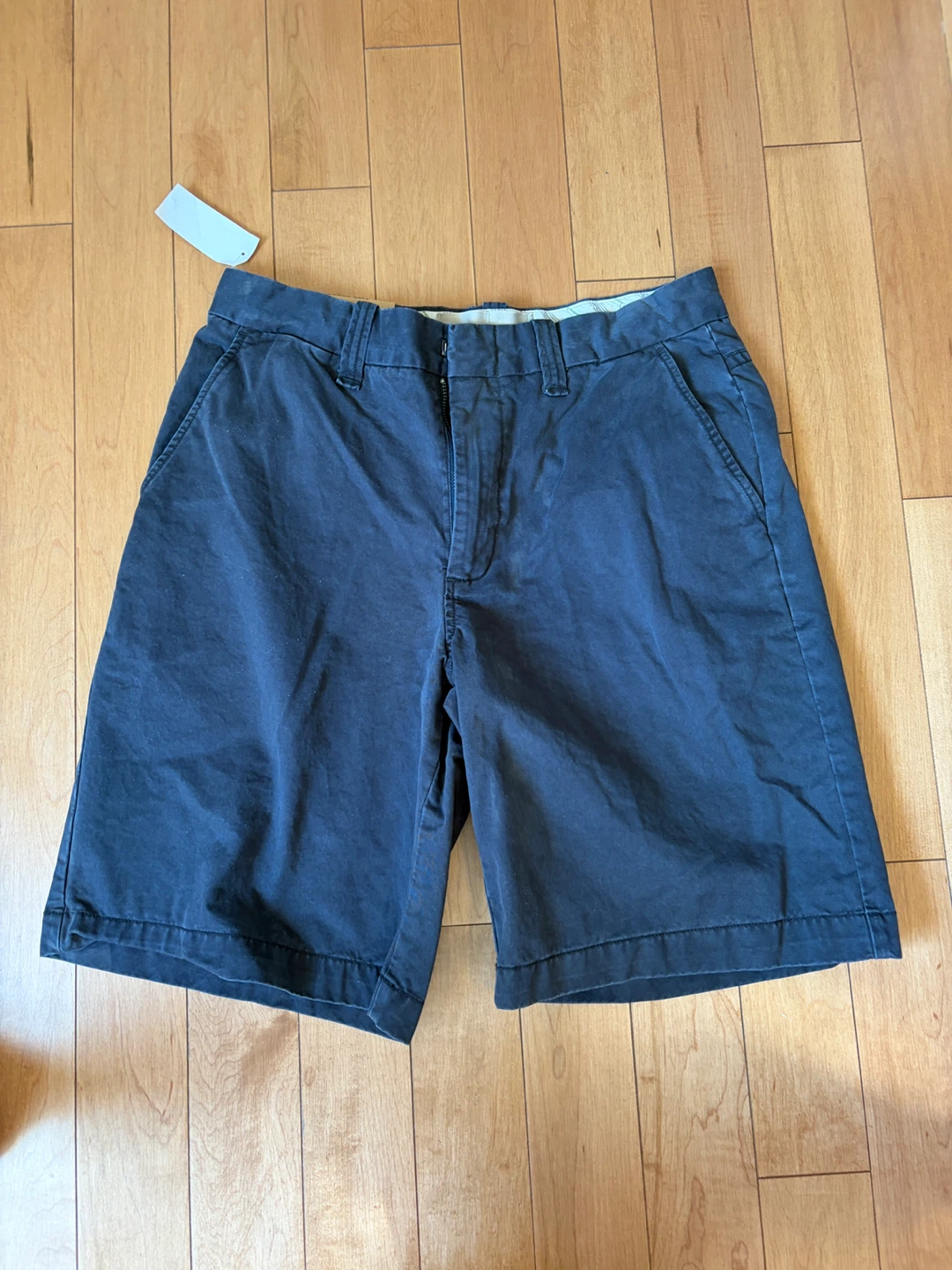 Brand new Old Navy men’s Loose Fit Khakis Shorts (3 Pairs) - photo 4