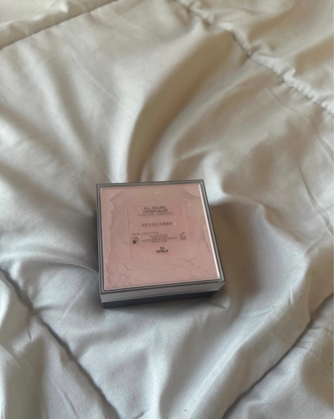 Yves Saint Laurent All Hours Hyper Blur Loose Setting Powder - photo 4