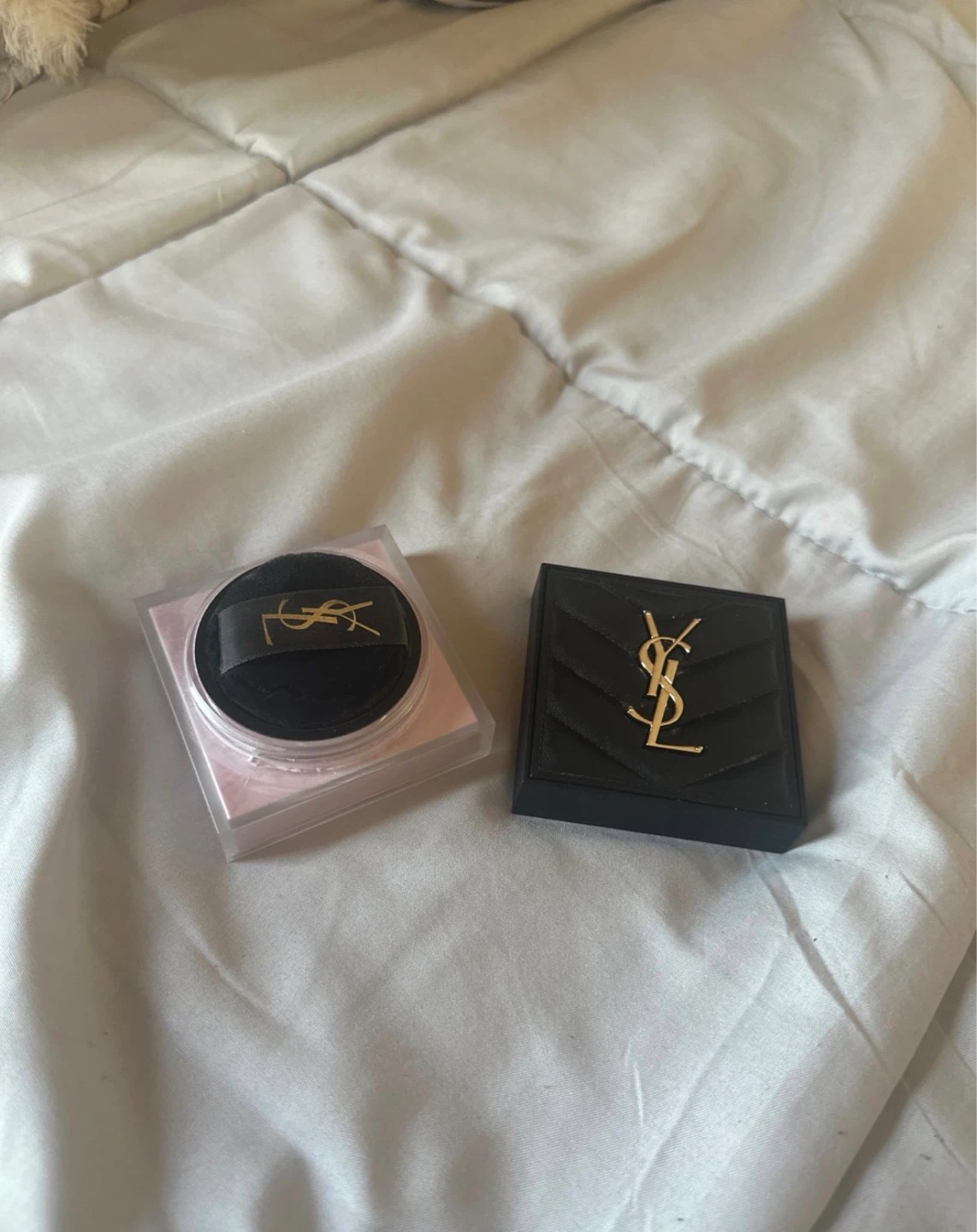 Yves Saint Laurent All Hours Hyper Blur Loose Setting Powder