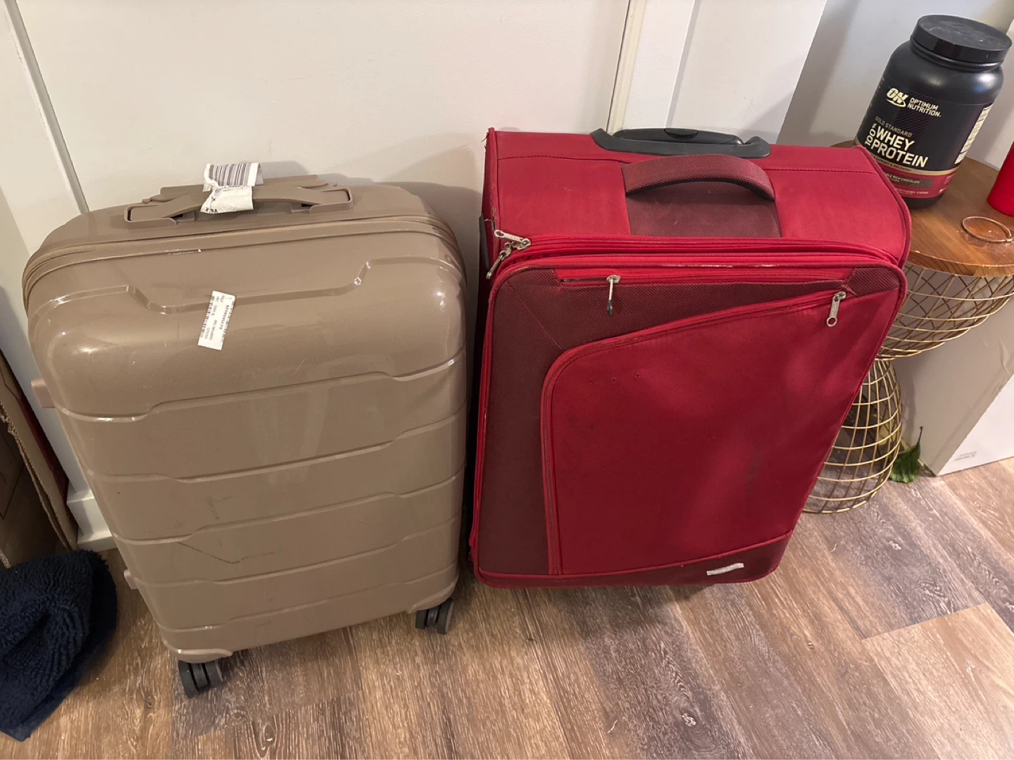 2-piece Luggage Set - Red & Tan Suitcases