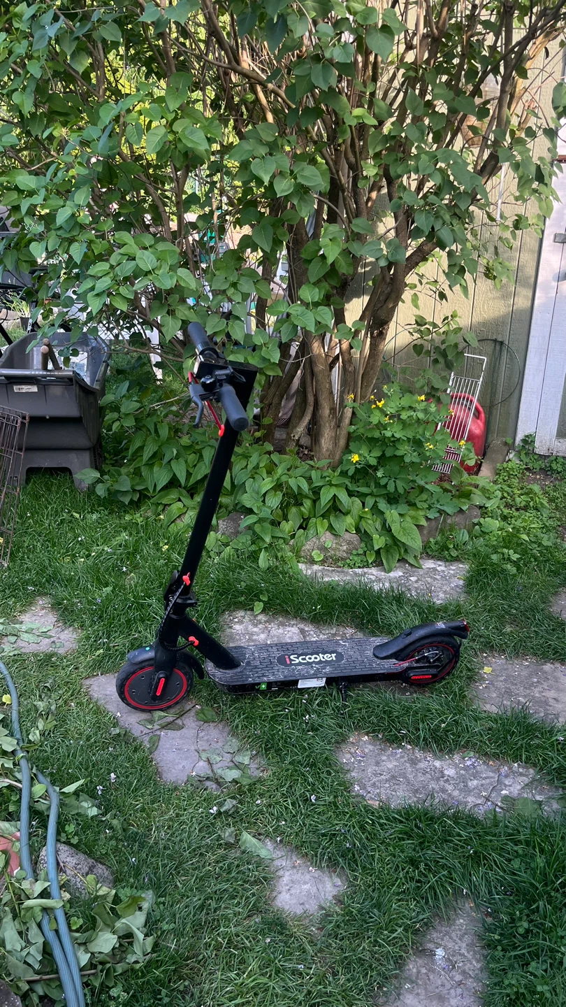 iScooter 9 Electric Scooter