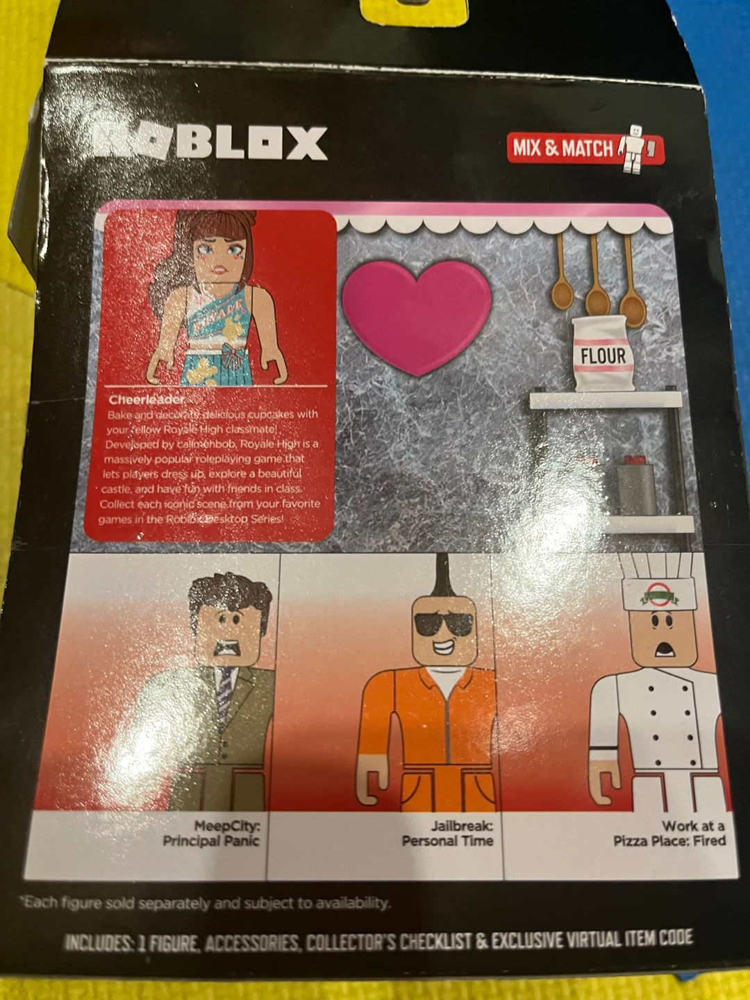 Roblox Series 6 Royal High Baking Class Breakdown Figure Set - photo 5
