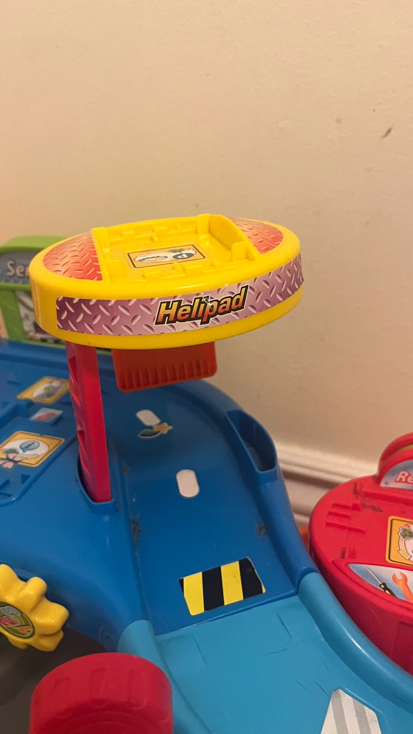 VTech Go! Go! Smart Wheels Service Station Playset - AS IS - photo 2