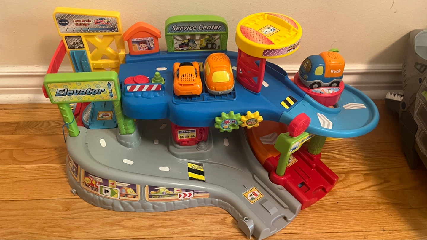 VTech Go! Go! Smart Wheels Service Station Playset - AS IS - photo 3