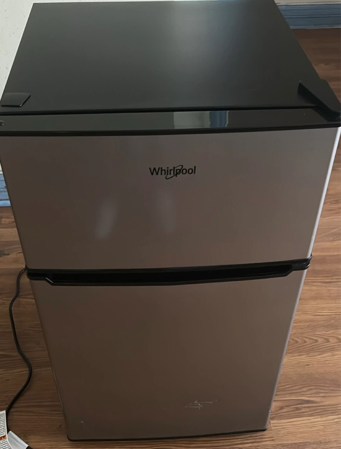 Whirlpool Compact Refrigerator