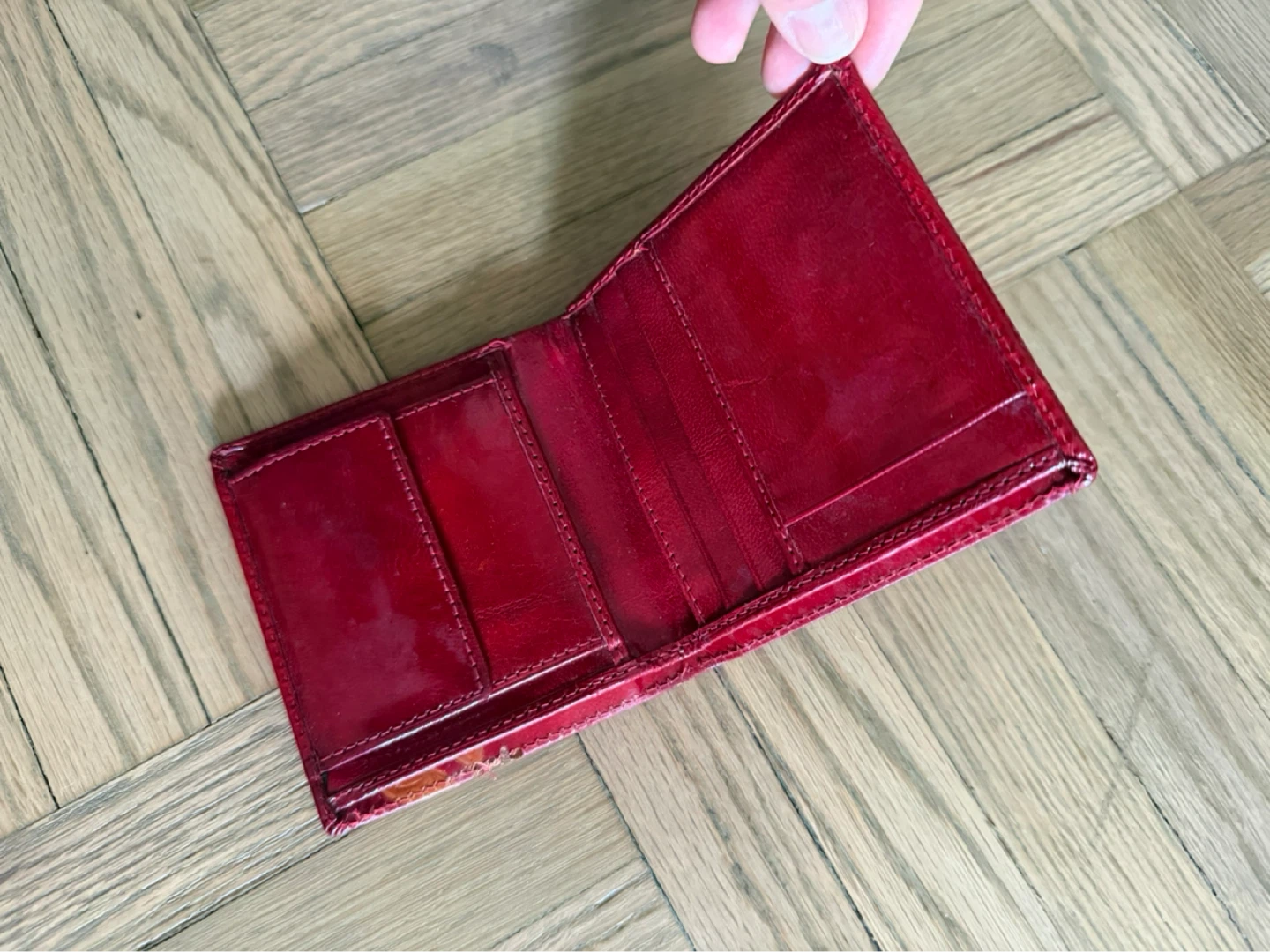 NEW Mexican Red Leather Wallet with Floral Embossing - photo 3