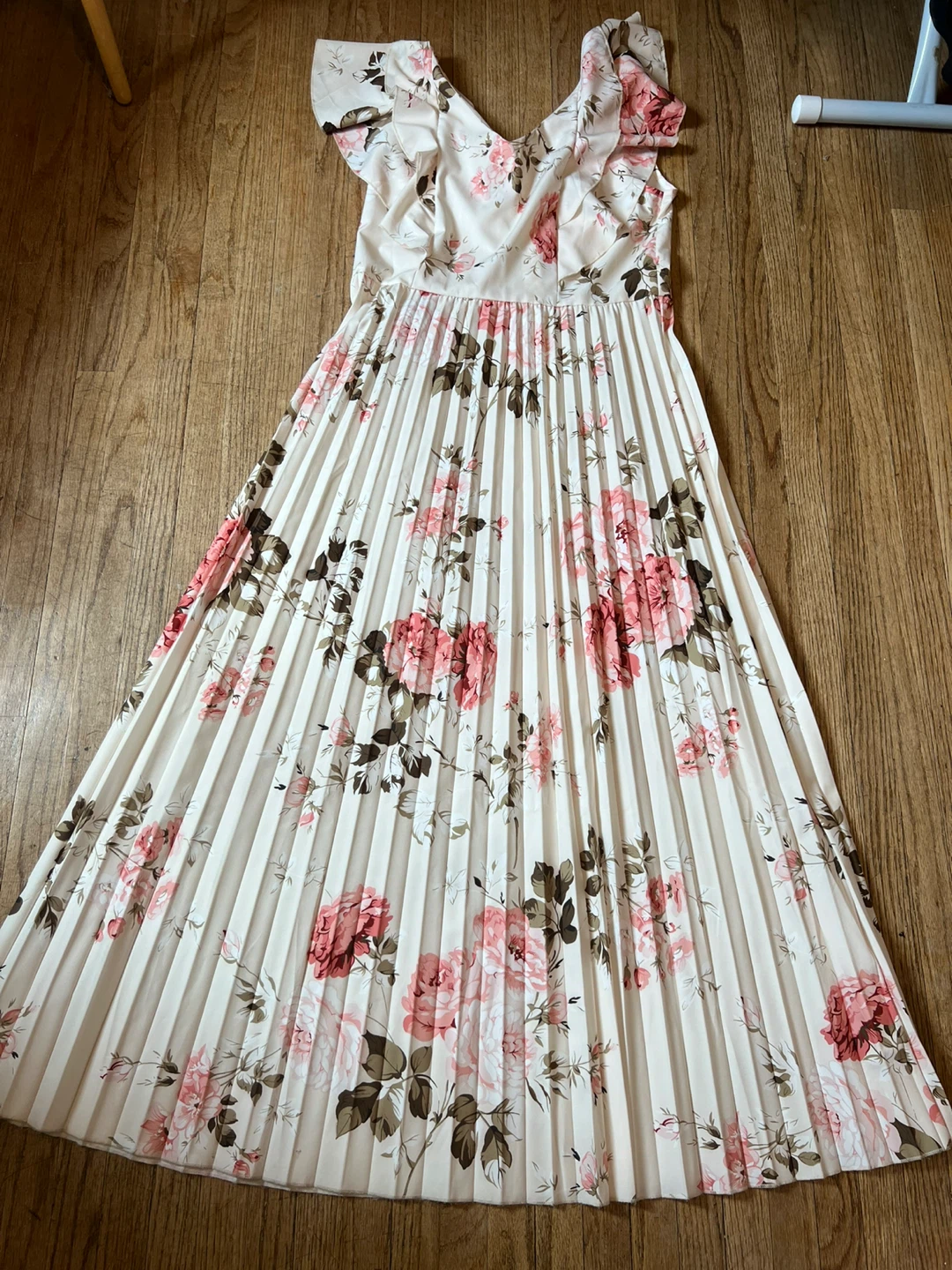 Floral Pleated Maxi Dress with Ruffles - photo 3