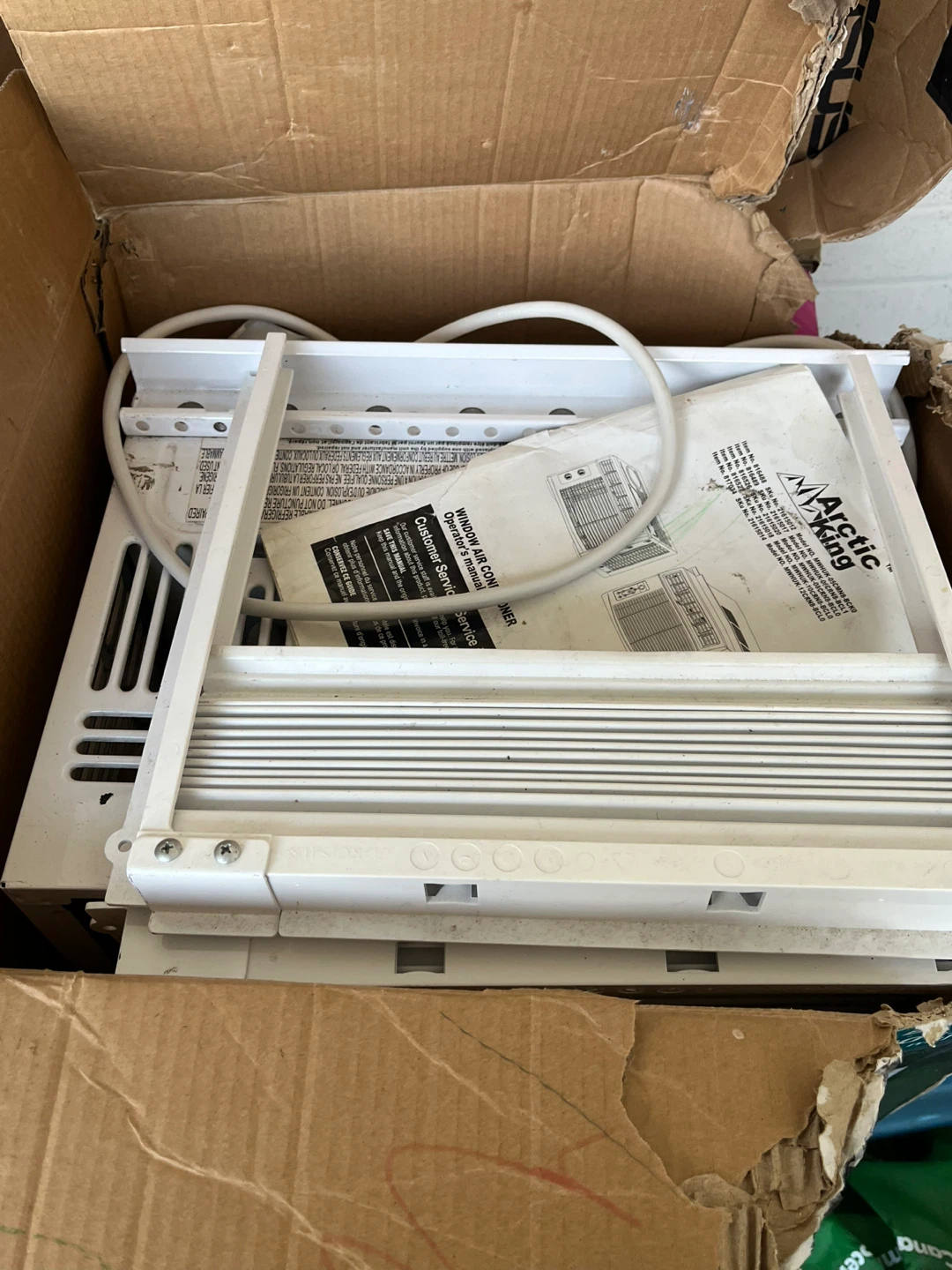 Arctic King Window Air Conditioner - photo 3