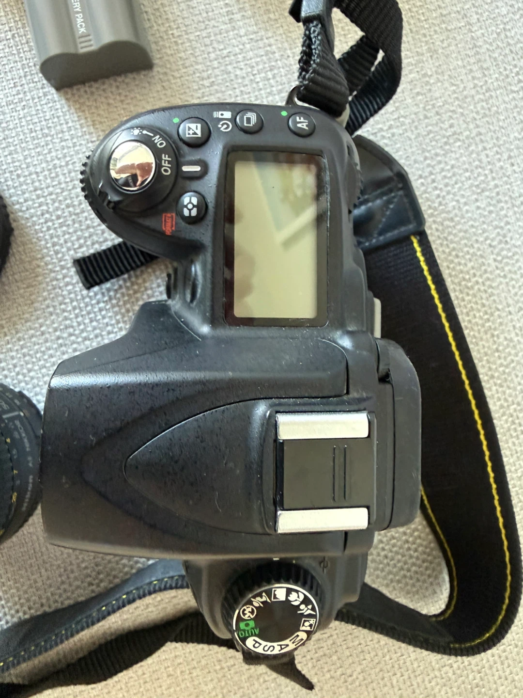 Nikon D90 DSLR Camera with 50mm f/1.8D Lens and Accessories - photo 4