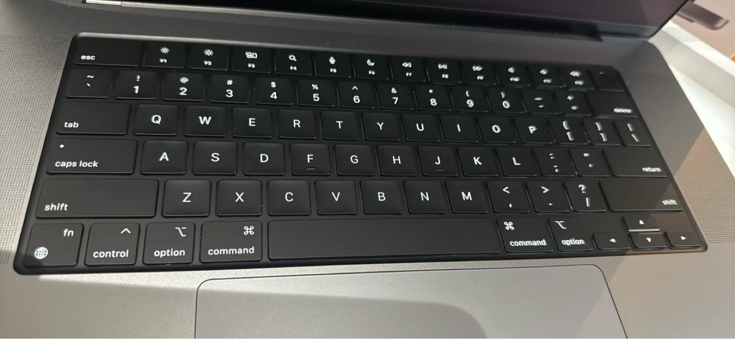 MacBook Pro 16” M1 Pro 16GB 512GB - photo 5