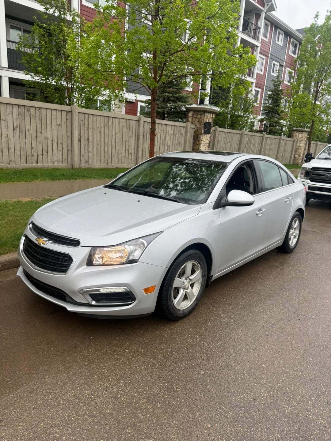 2015 Chevrolet Cruze LT Active Status