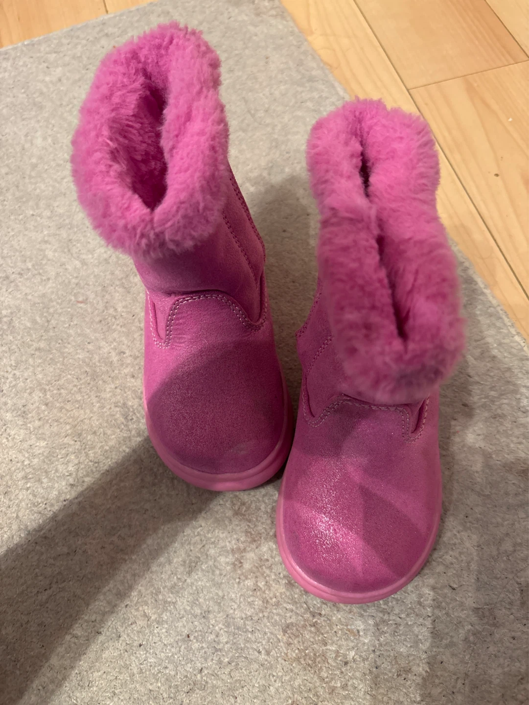 Baby/toddler fall Fur Lined Boots with glitter