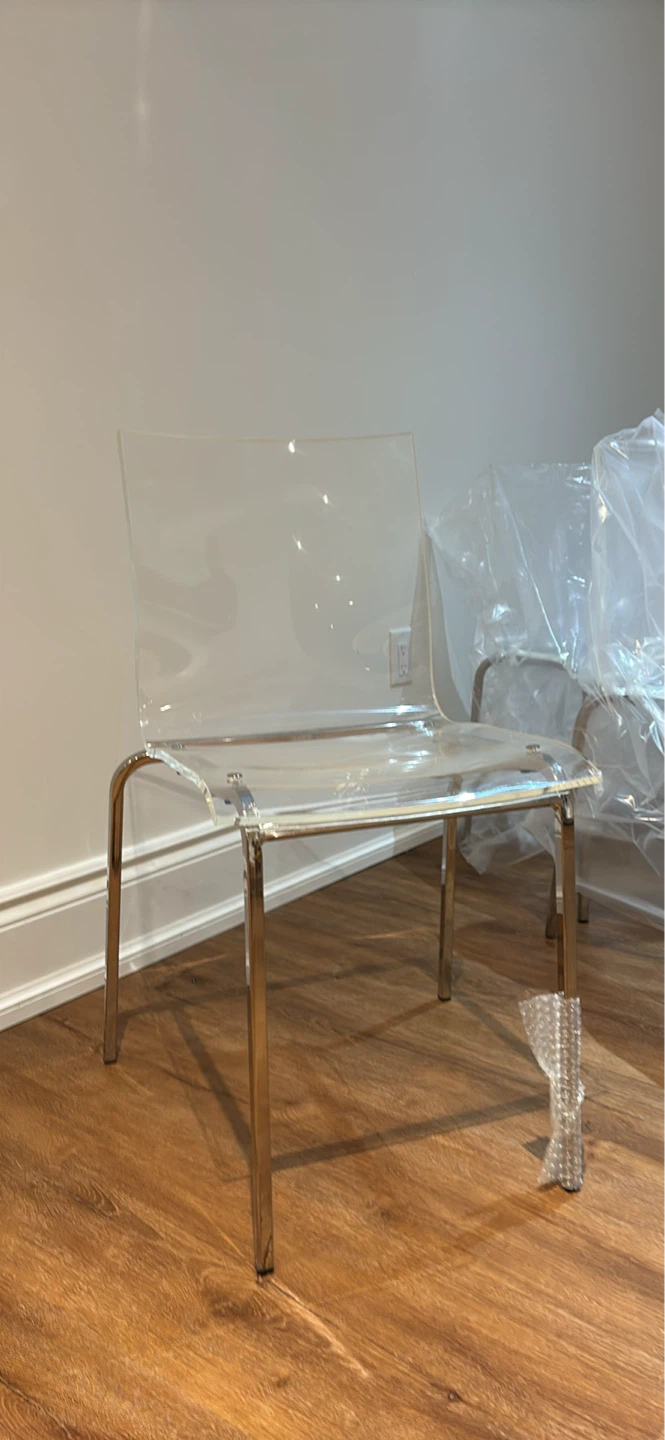 NEW CLEAR  Ghost Chairs (Set of 8
