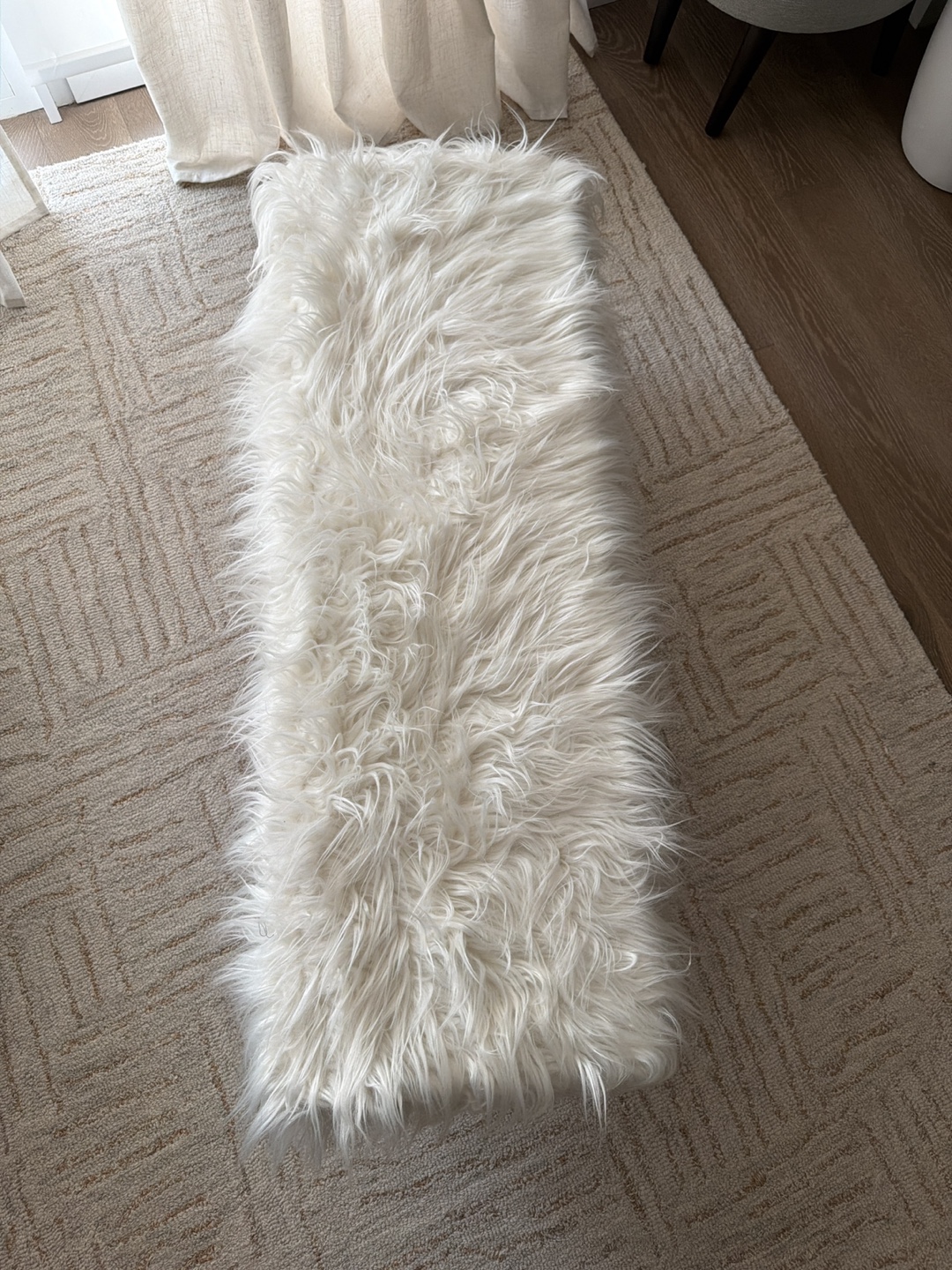 White Faux Fur Bench Ottoman - photo 4