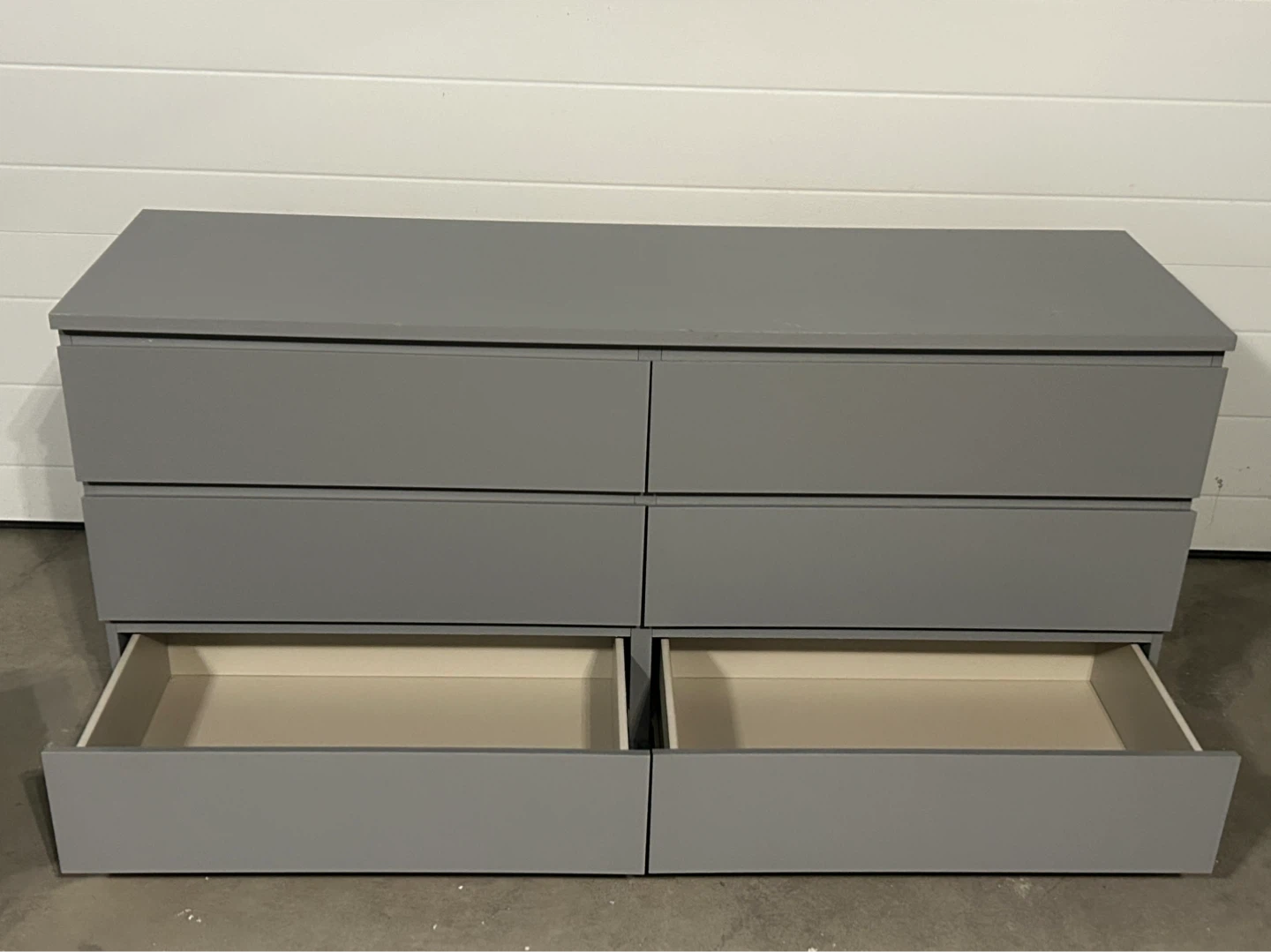 IKEA MALM dresser in grey colour - photo 4