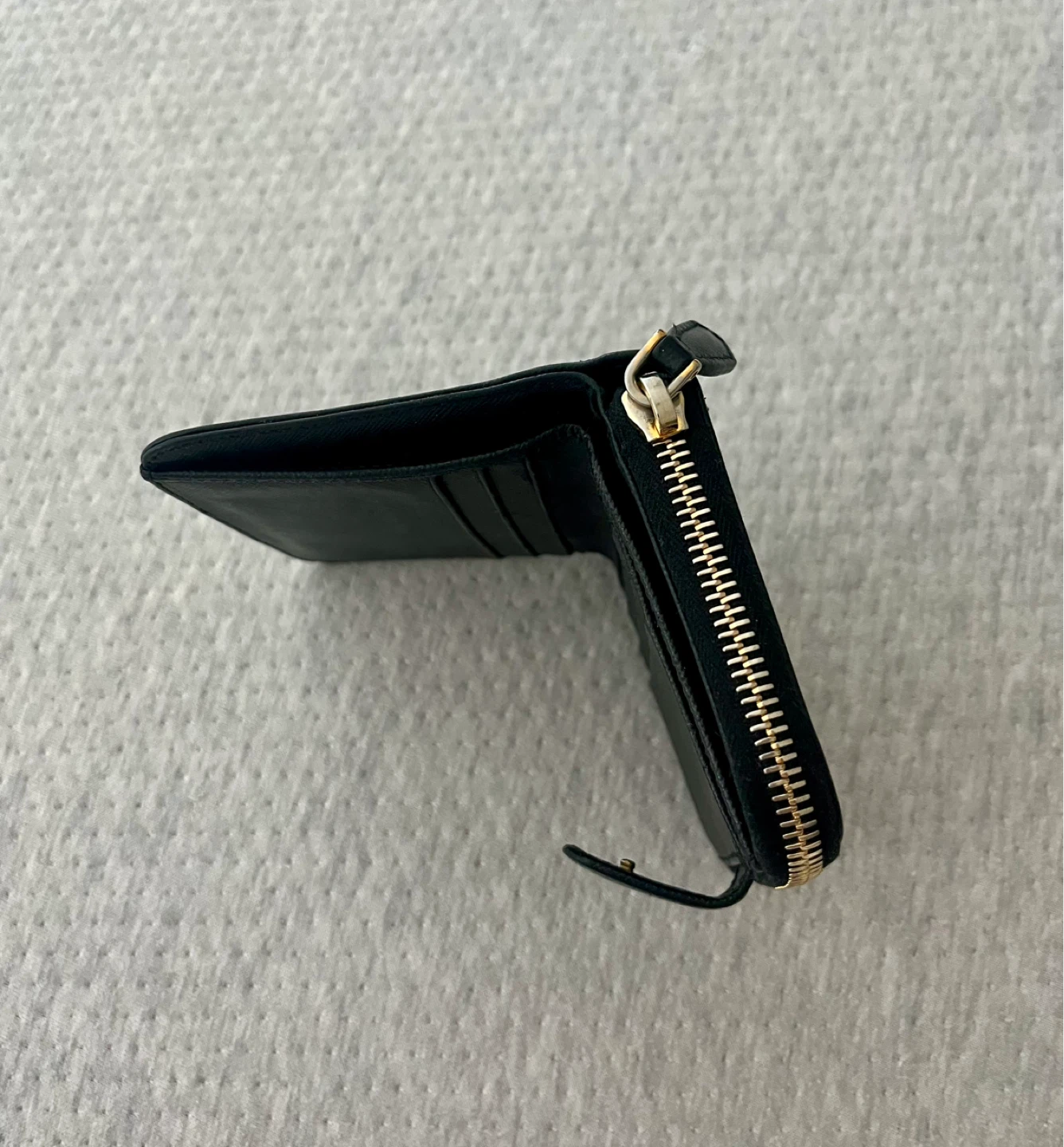 Prada compact wallet - photo 4