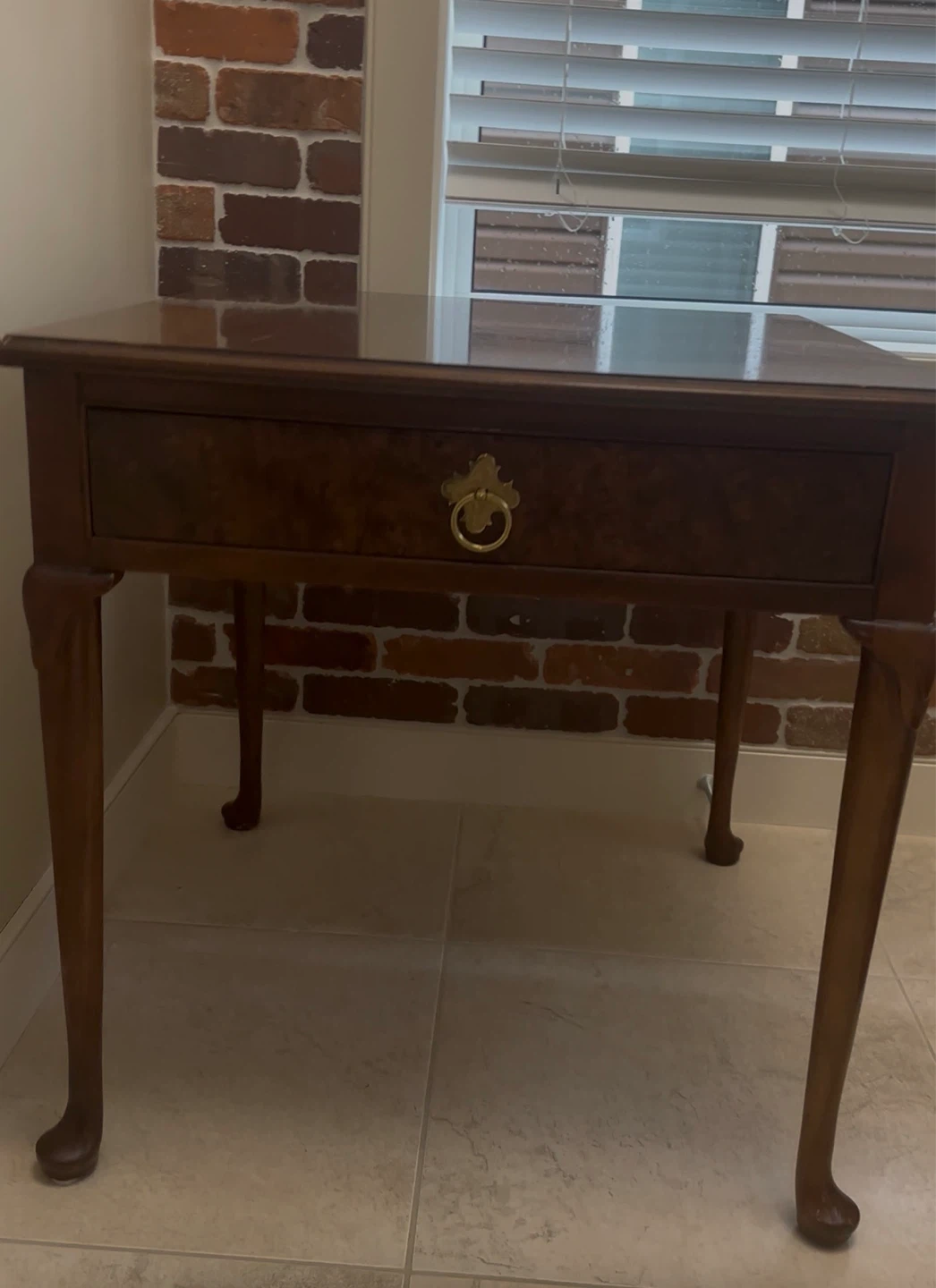 Antique Baker Furniture Queen Anne Walnut Wood End Table - photo 2